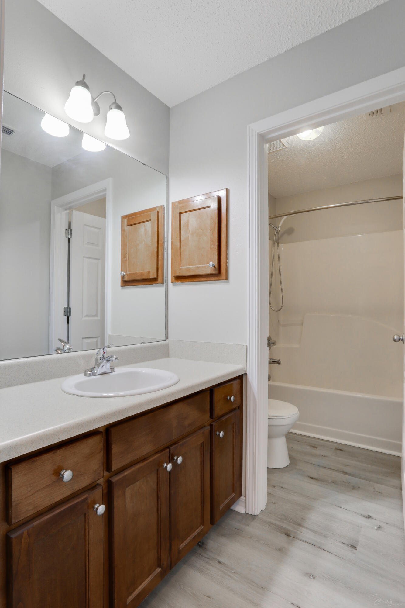 IRON GATE S/D PH I - Residential