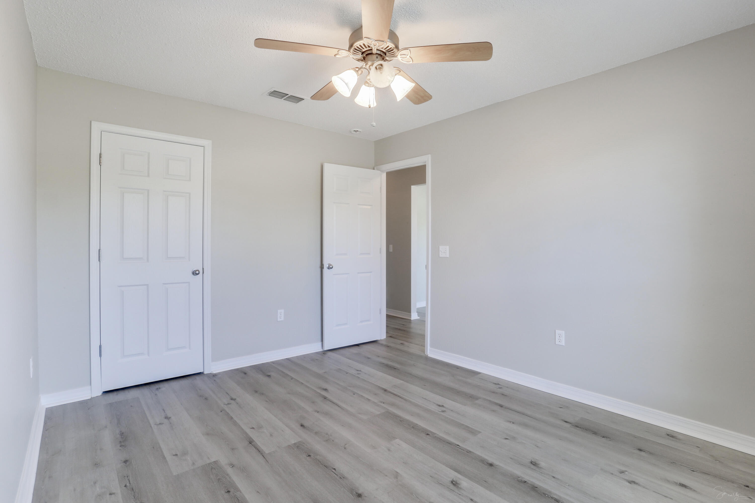 IRON GATE S/D PH I - Residential