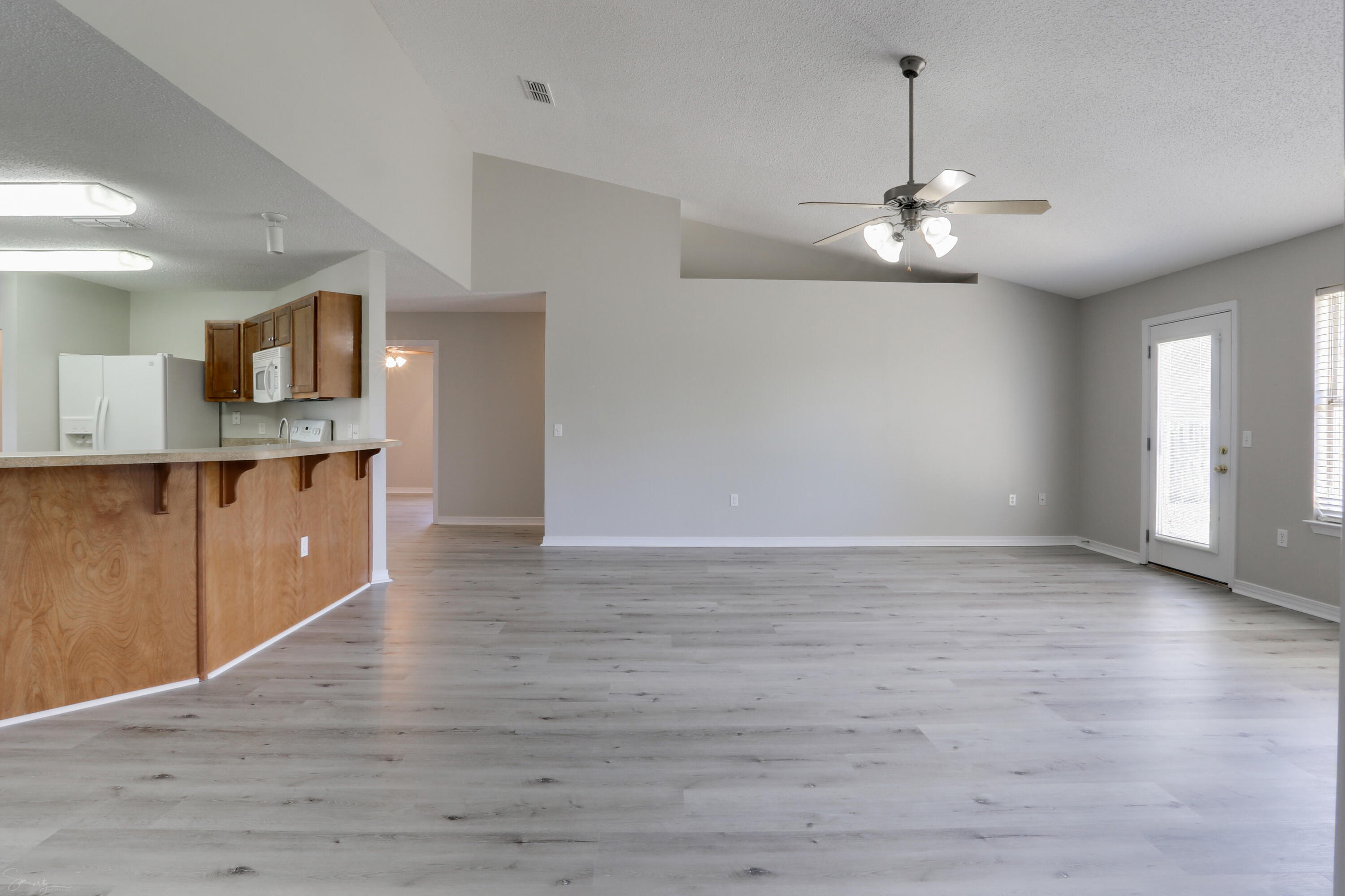 IRON GATE S/D PH I - Residential