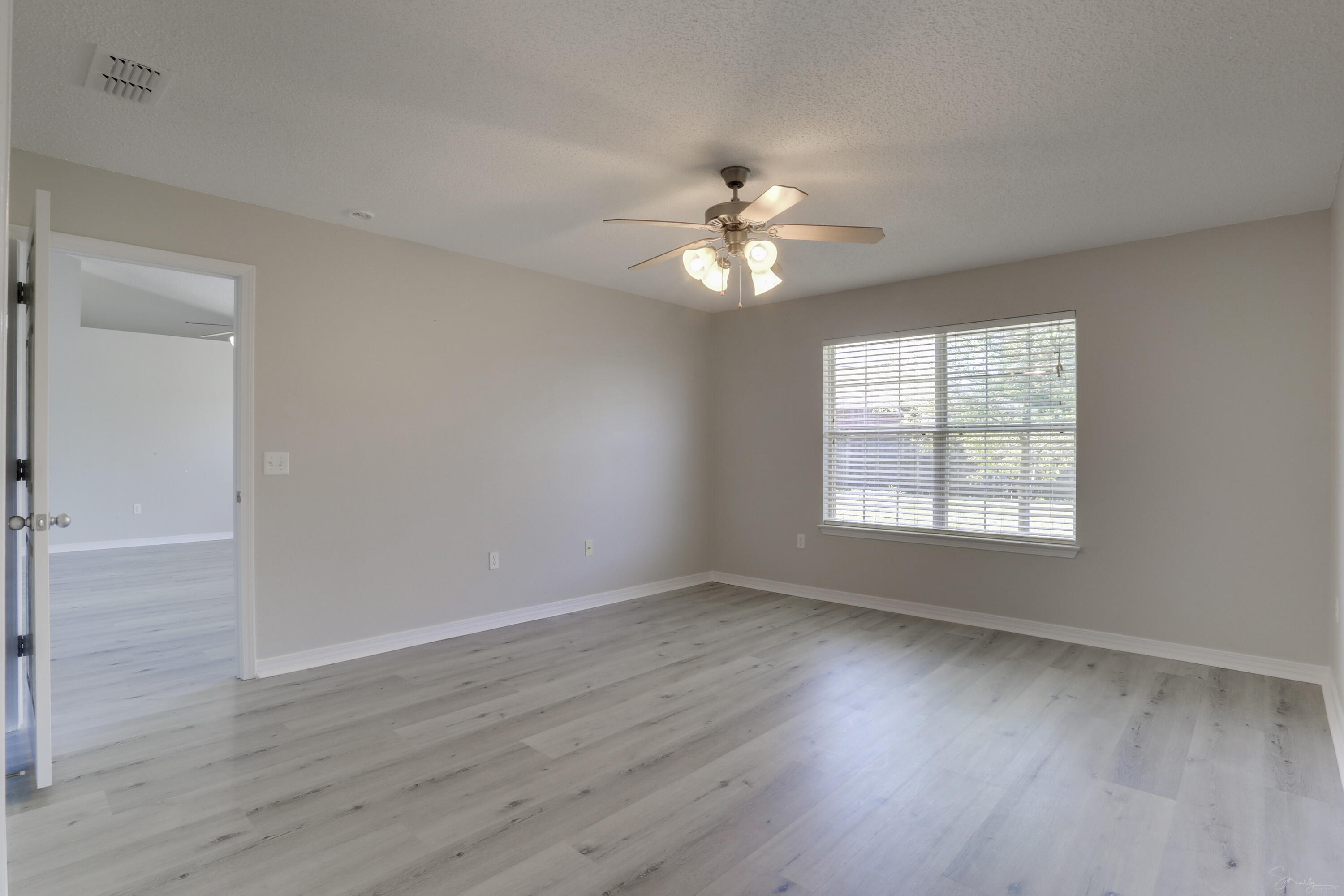 IRON GATE S/D PH I - Residential