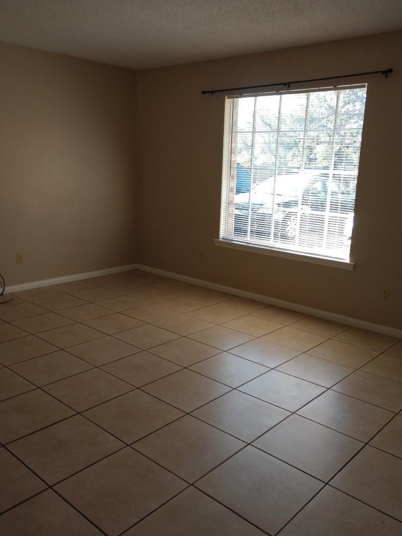 VALENCIA ARMS - Residential Lease