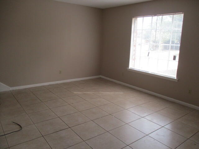 VALENCIA ARMS - Residential Lease