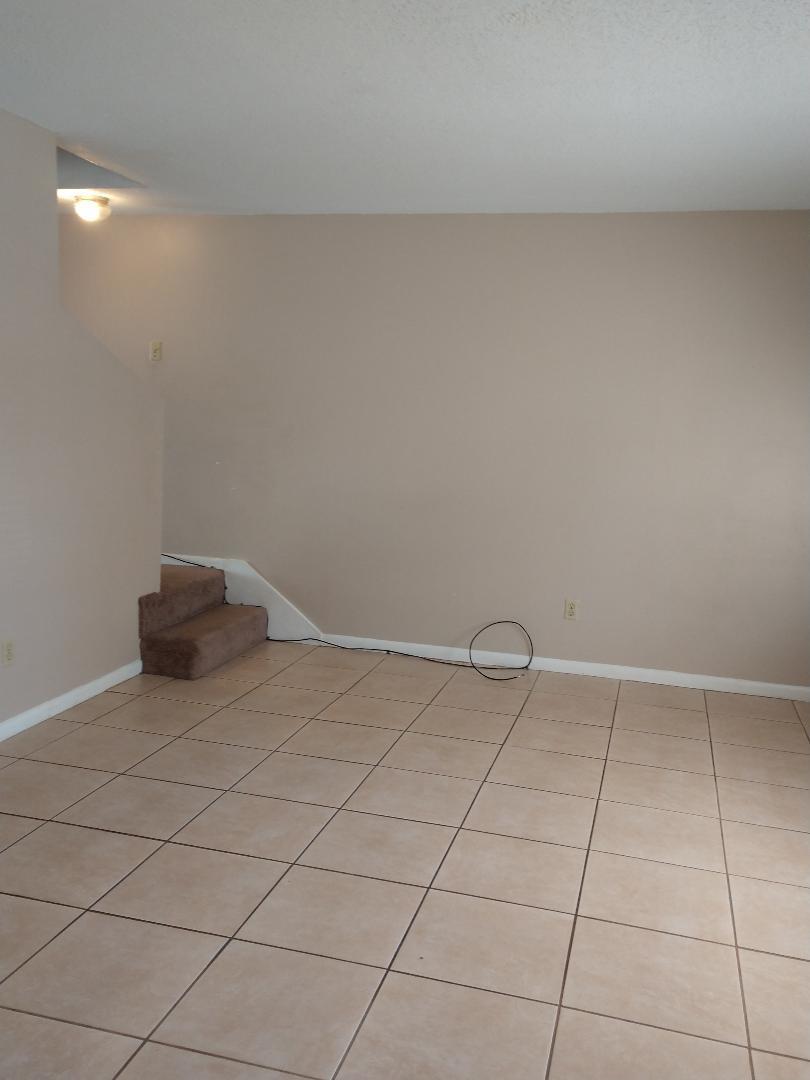 VALENCIA ARMS - Residential Lease