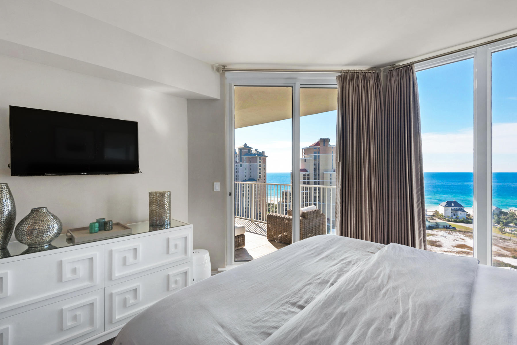 ONE BEACH CLUB DRIVE - Residential