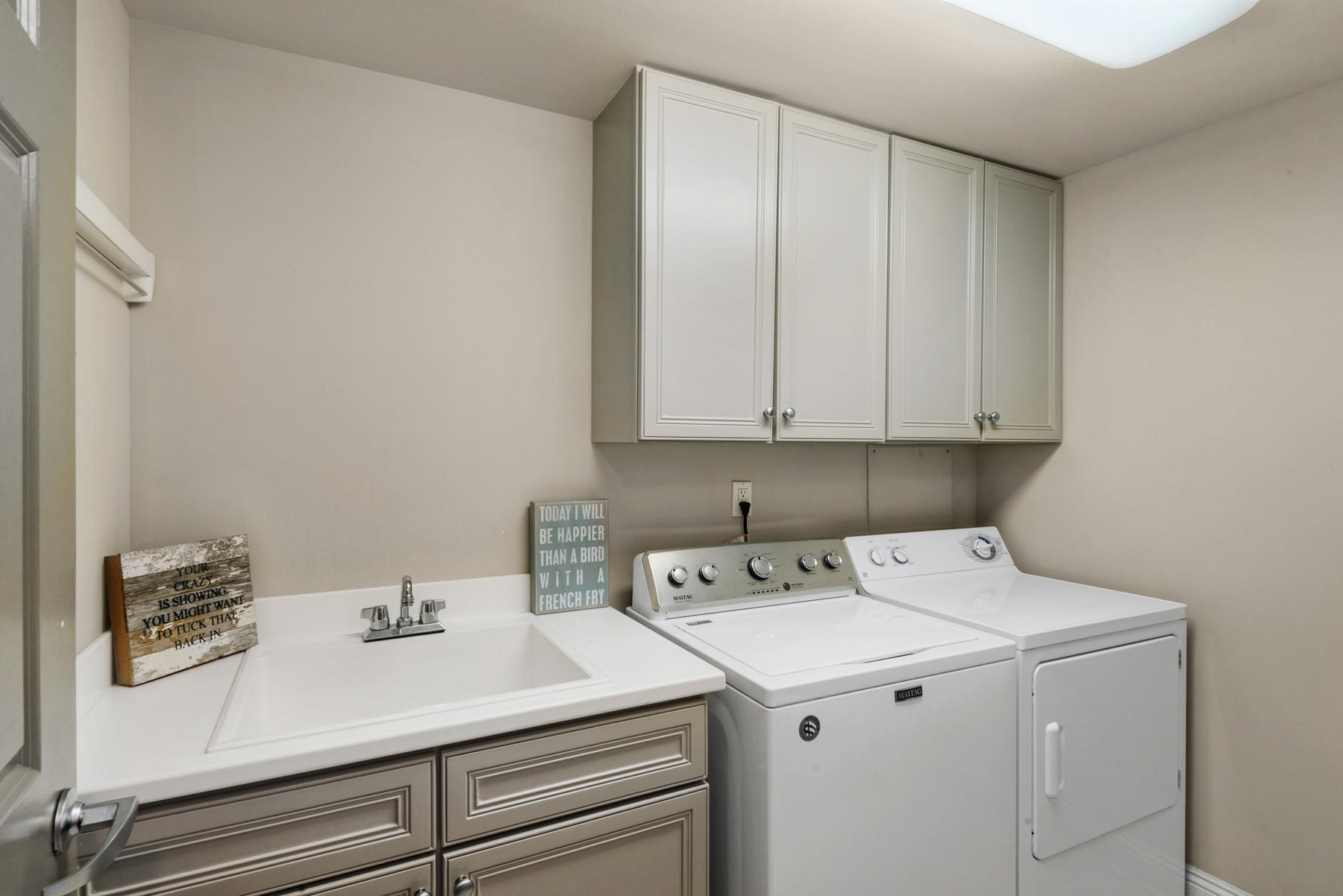 ONE BEACH CLUB DRIVE - Residential