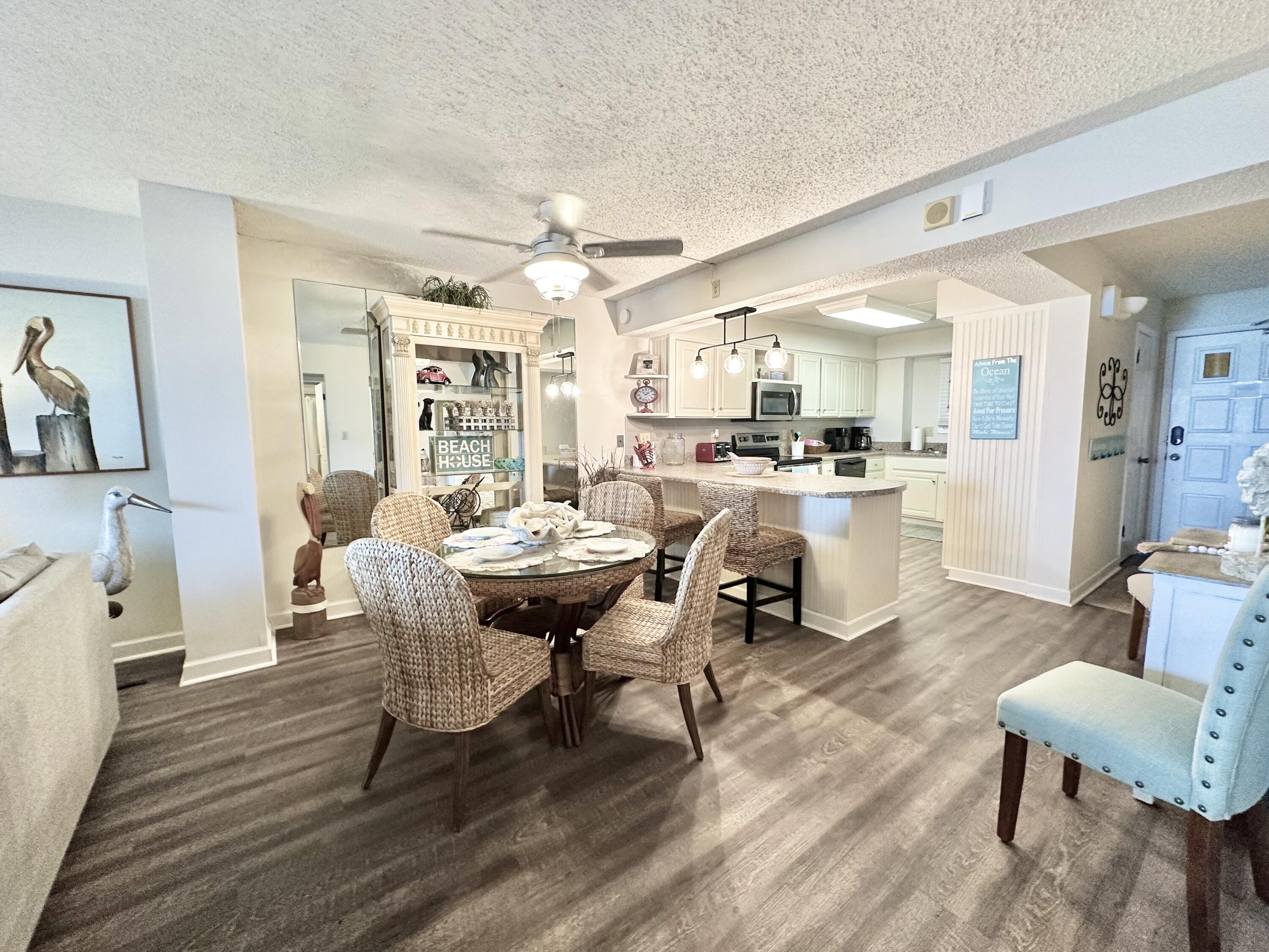 REGENCY TOWERS - Residential