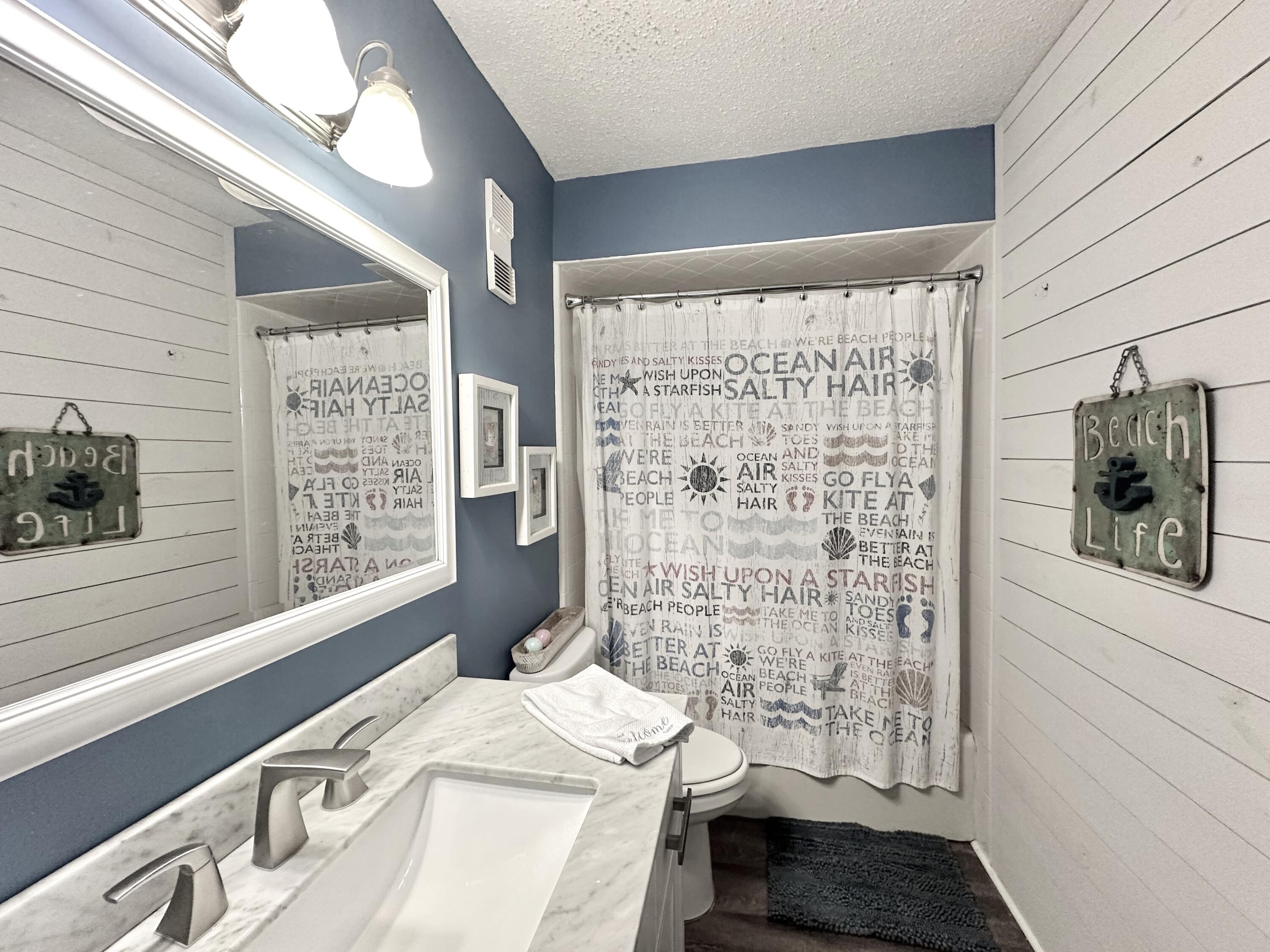 REGENCY TOWERS - Residential