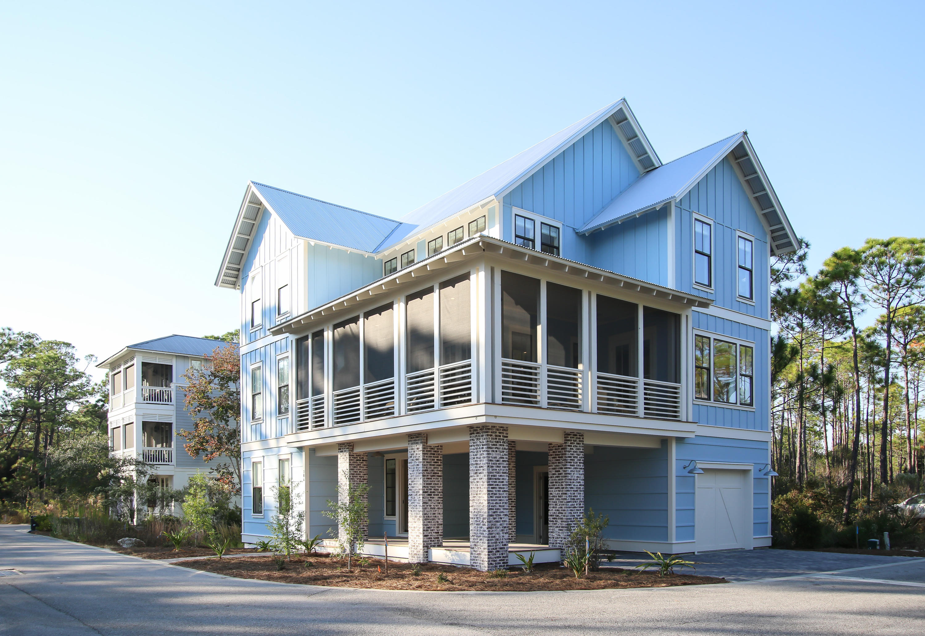 TREETOP VILLAGE - Residential