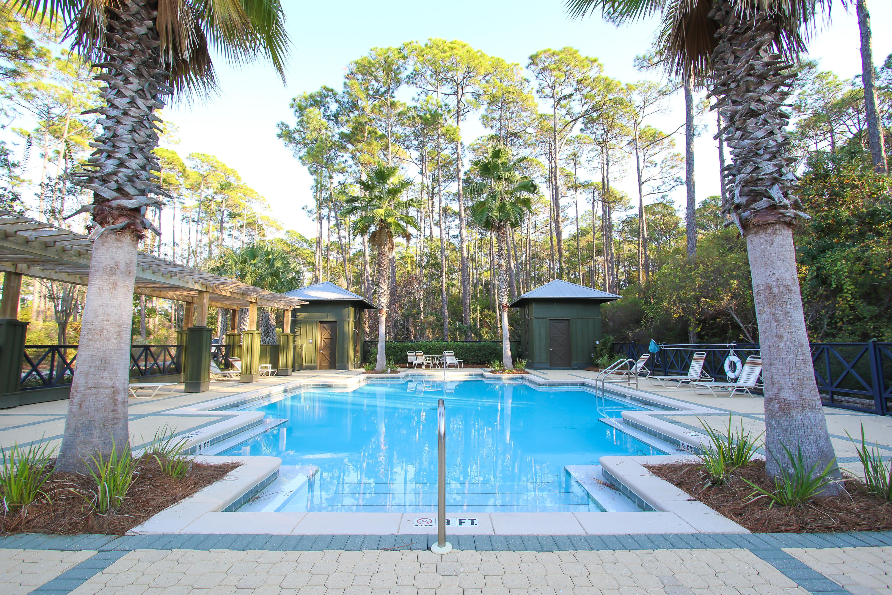 TREETOP VILLAGE - Residential