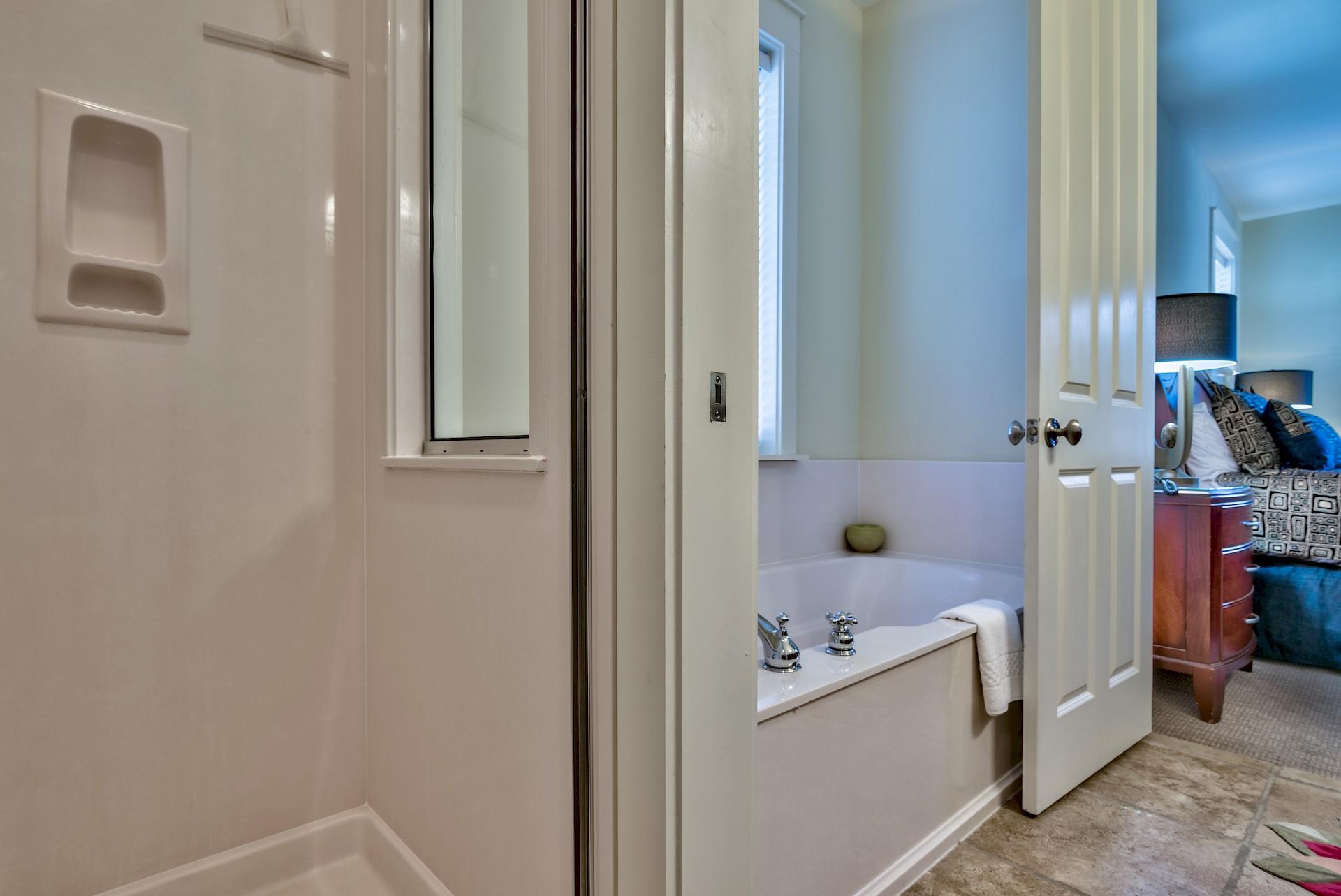 LAUREL GROVE - Residential