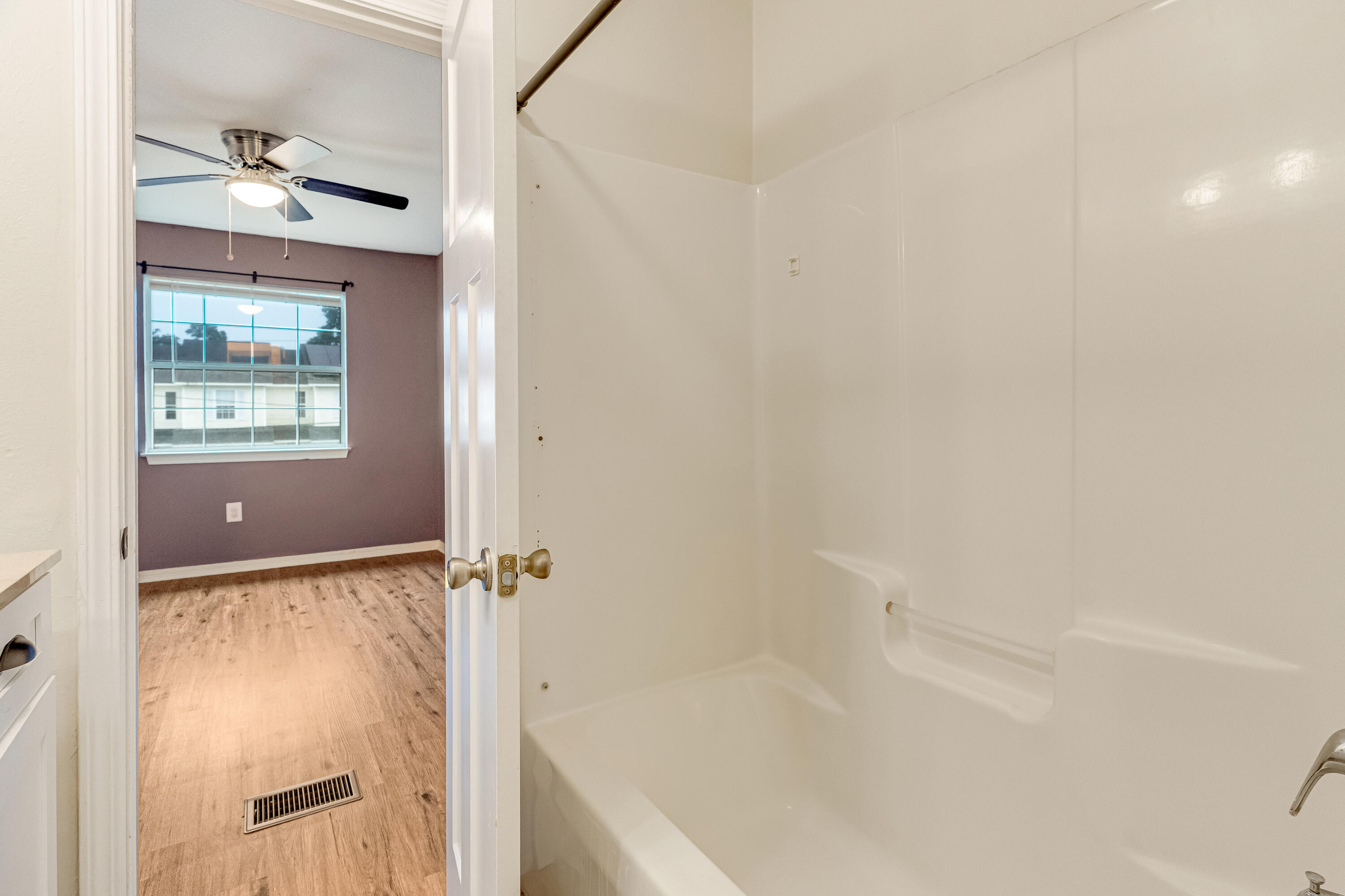 LIVEOAK S/D - Residential