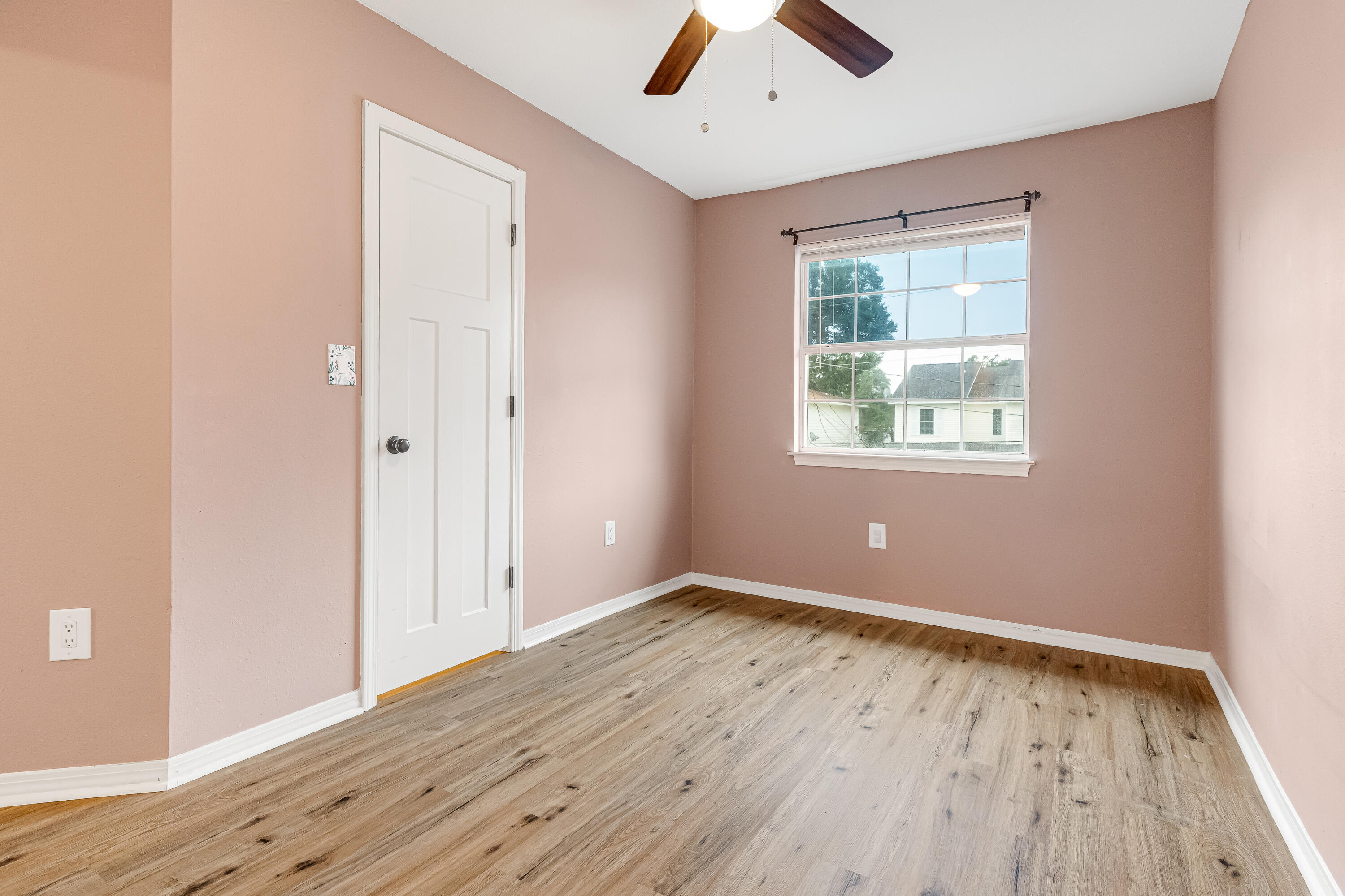 LIVEOAK S/D - Residential