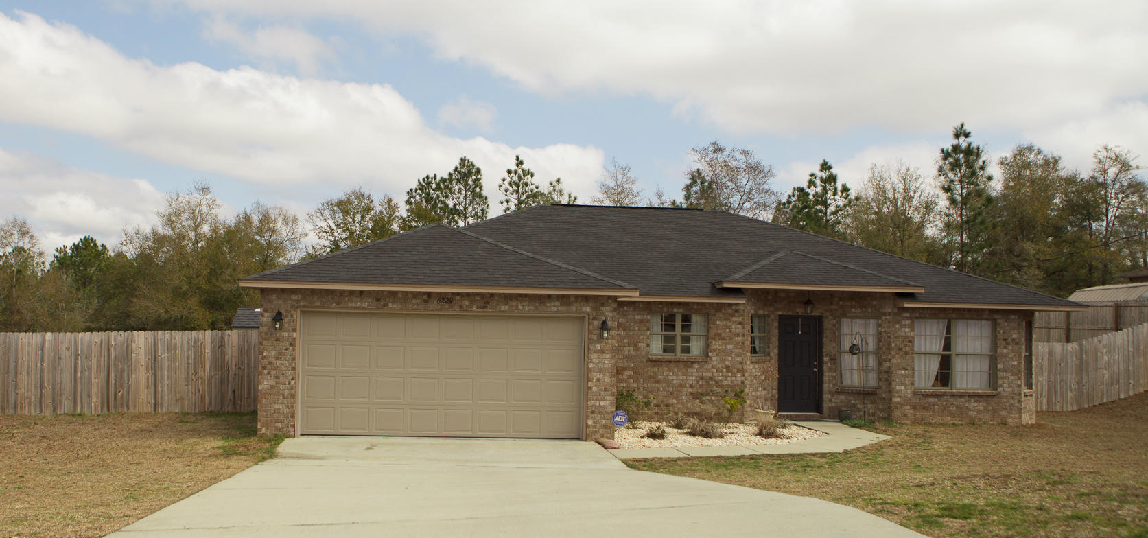 SILVER SPRINGS EST - Residential