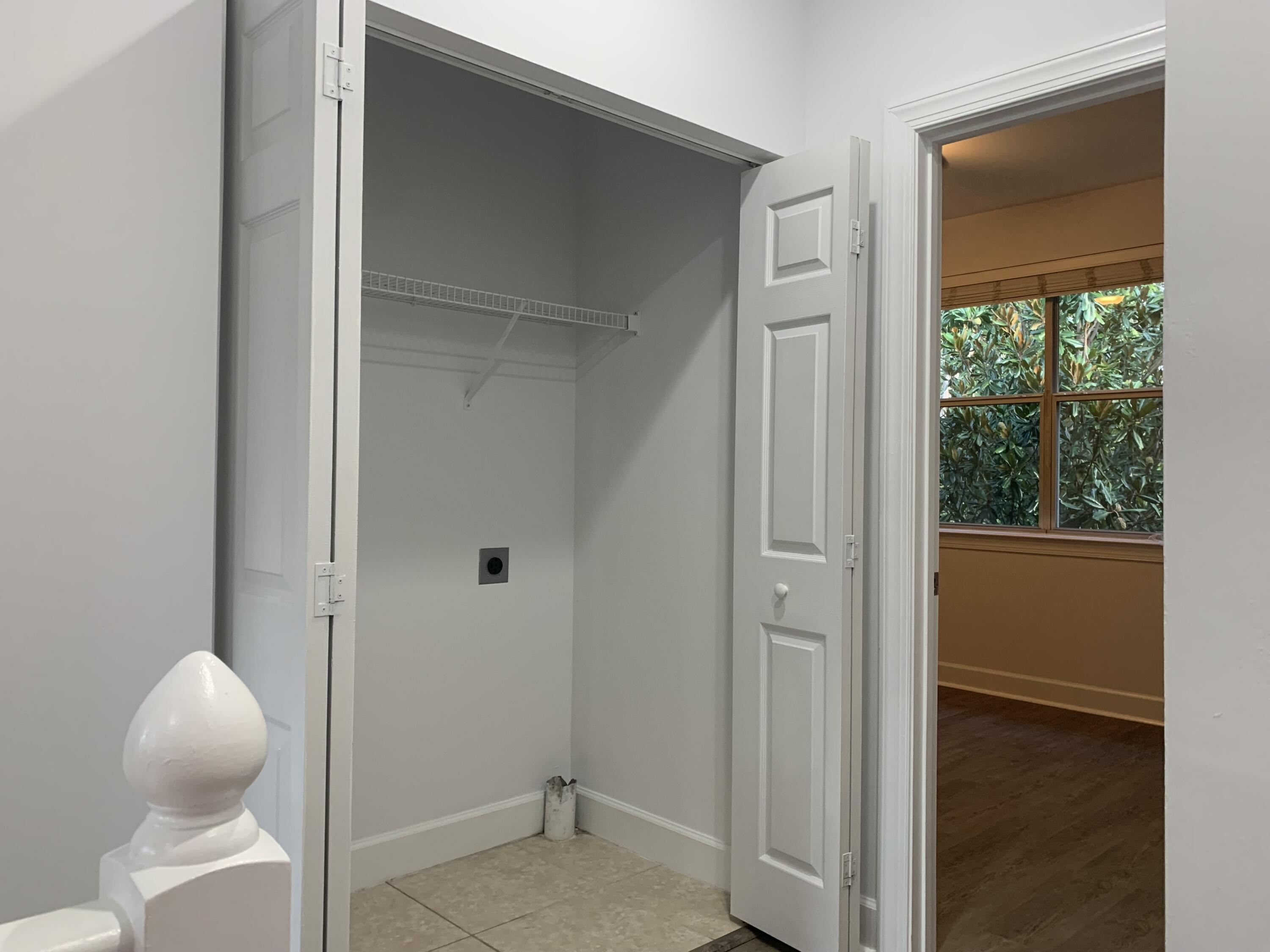 PALMS OF FREEPORT - Residential Lease