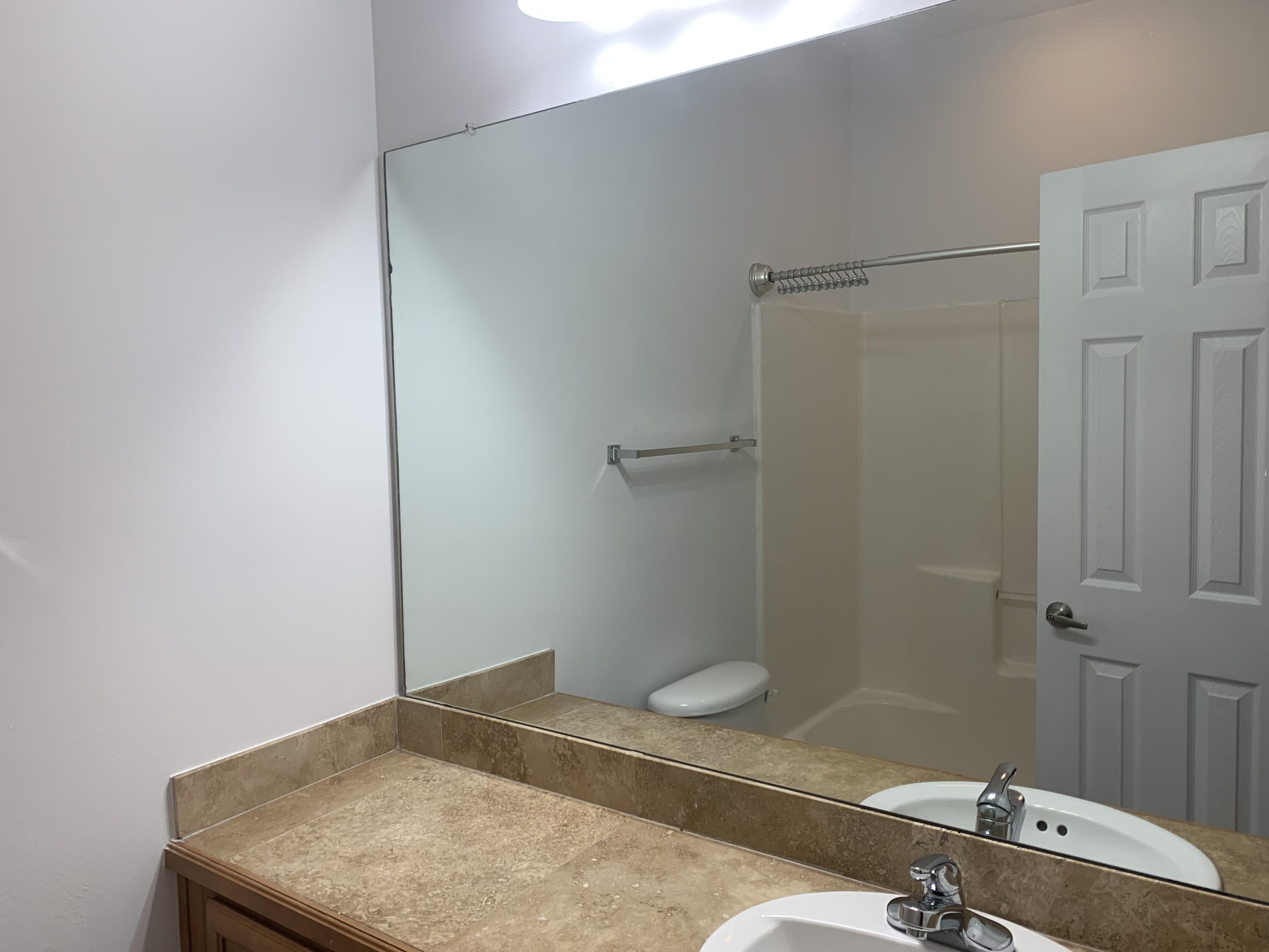 PALMS OF FREEPORT - Residential Lease