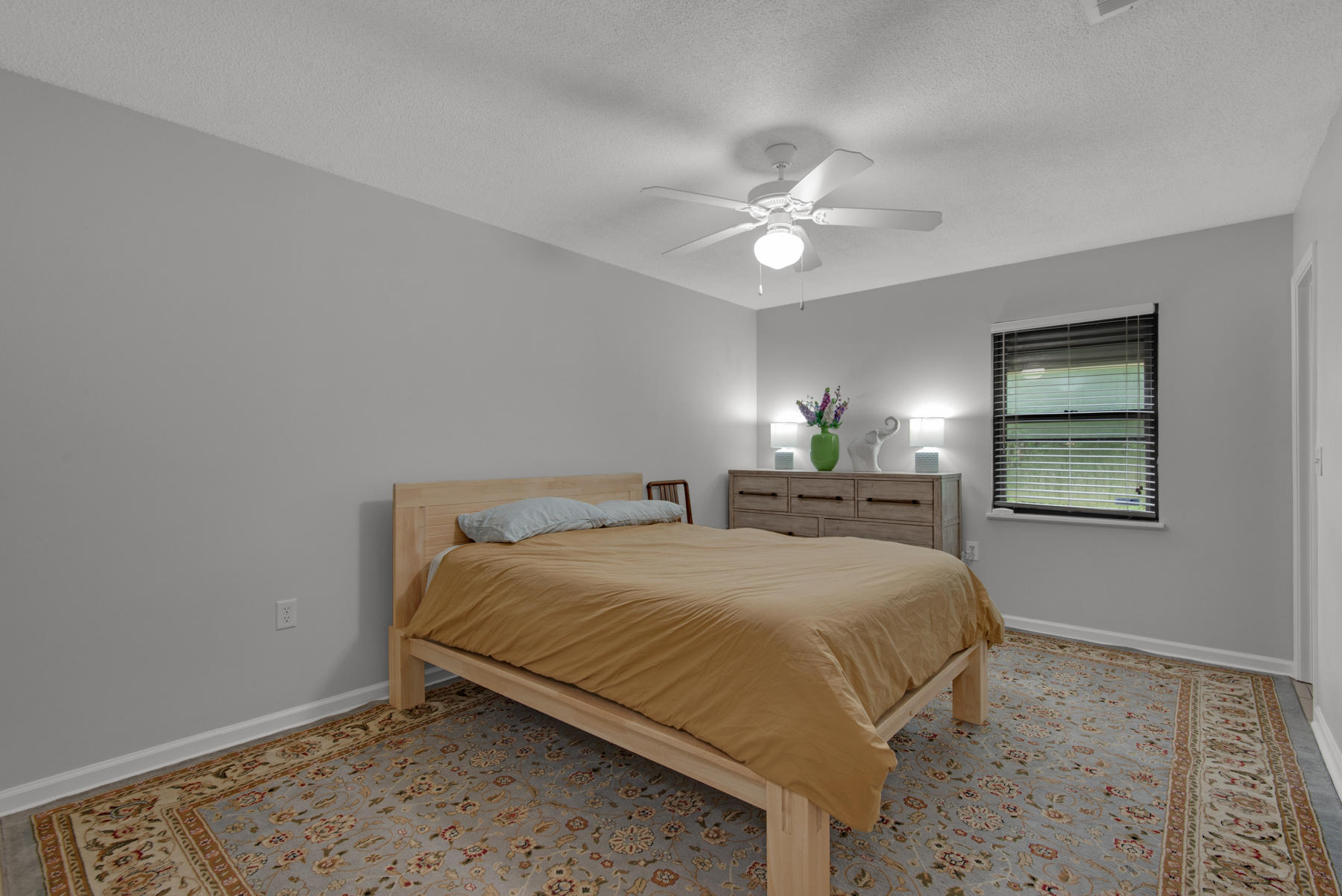 PINE MEADOWS - Residential