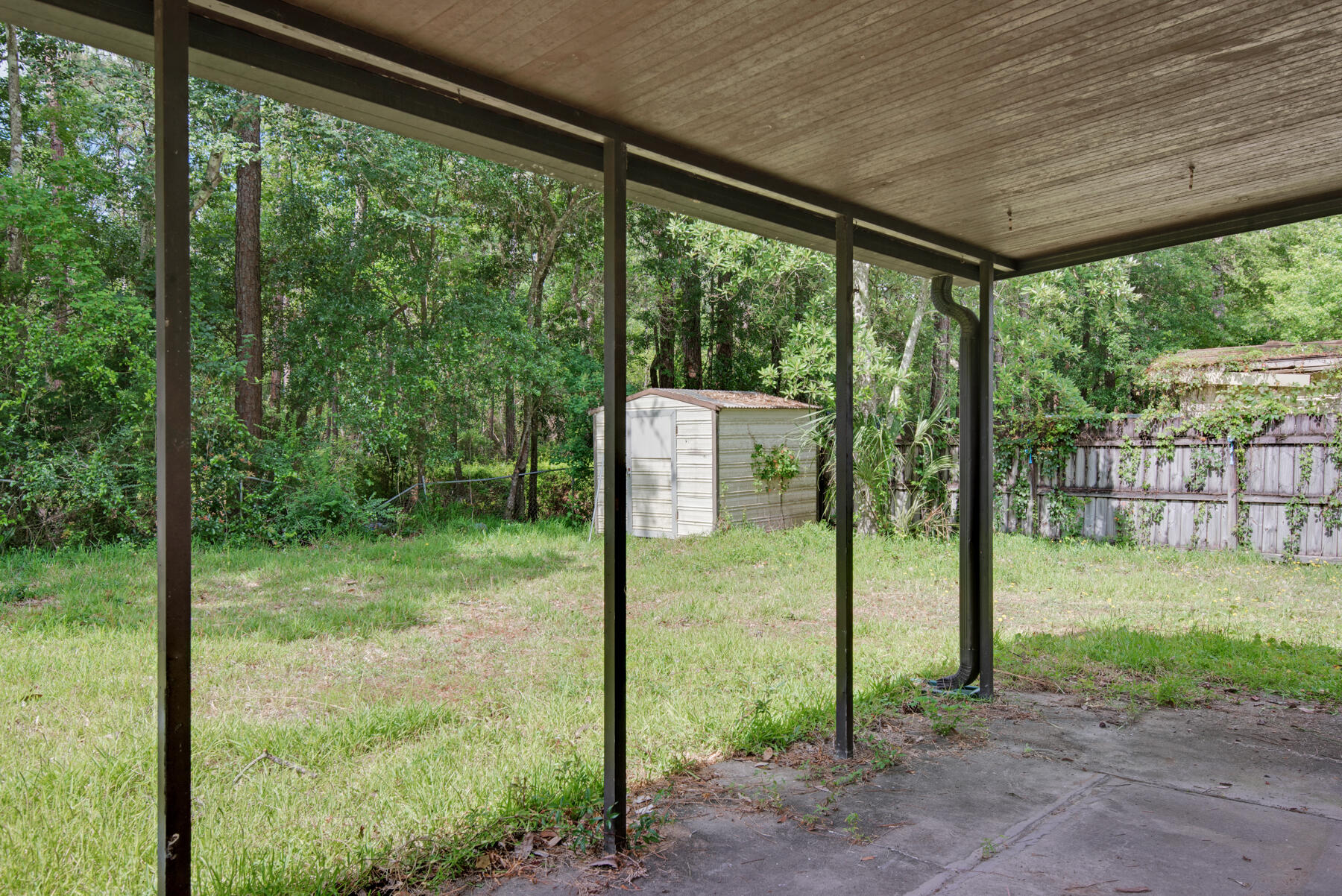 PINE MEADOWS - Residential