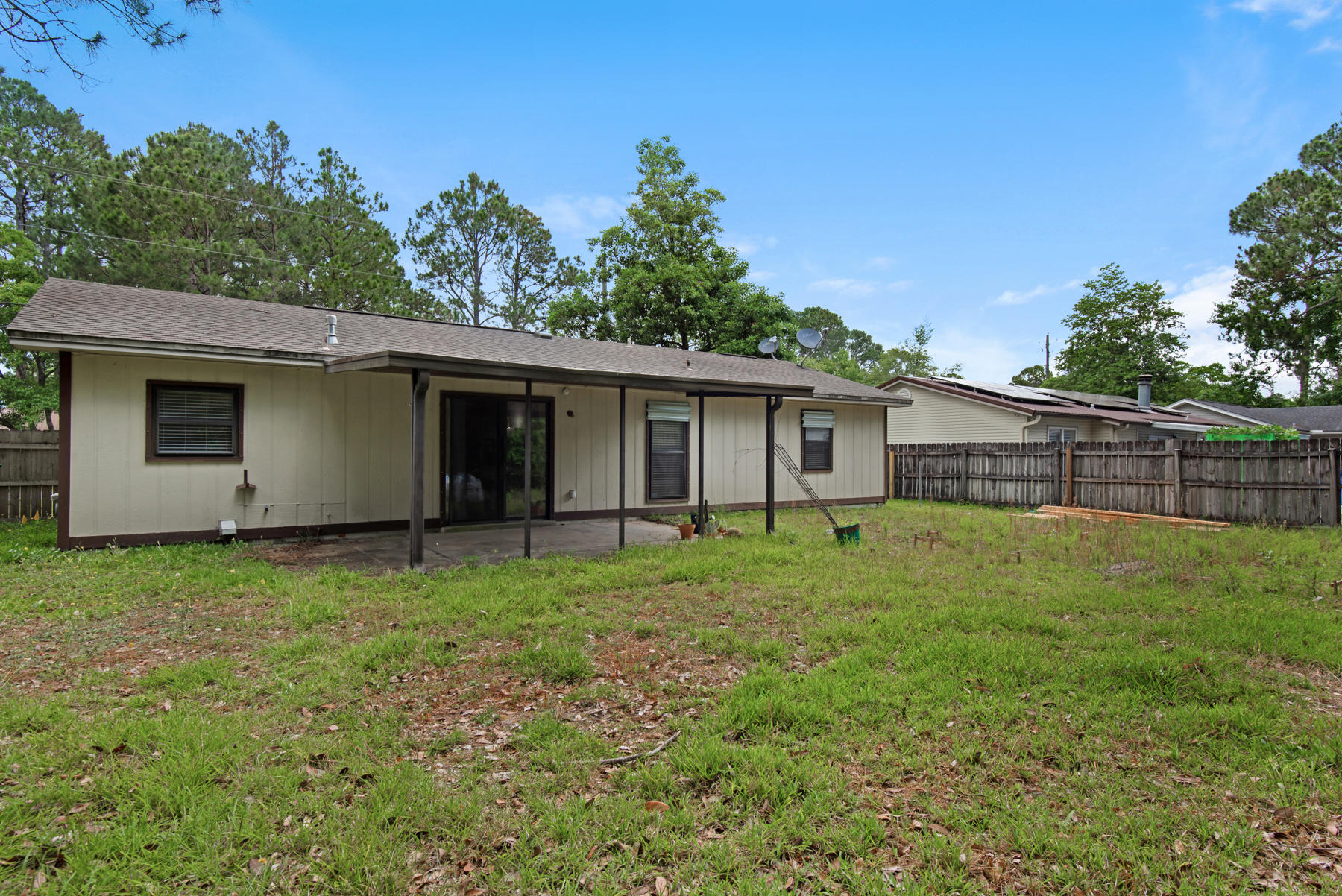 PINE MEADOWS - Residential