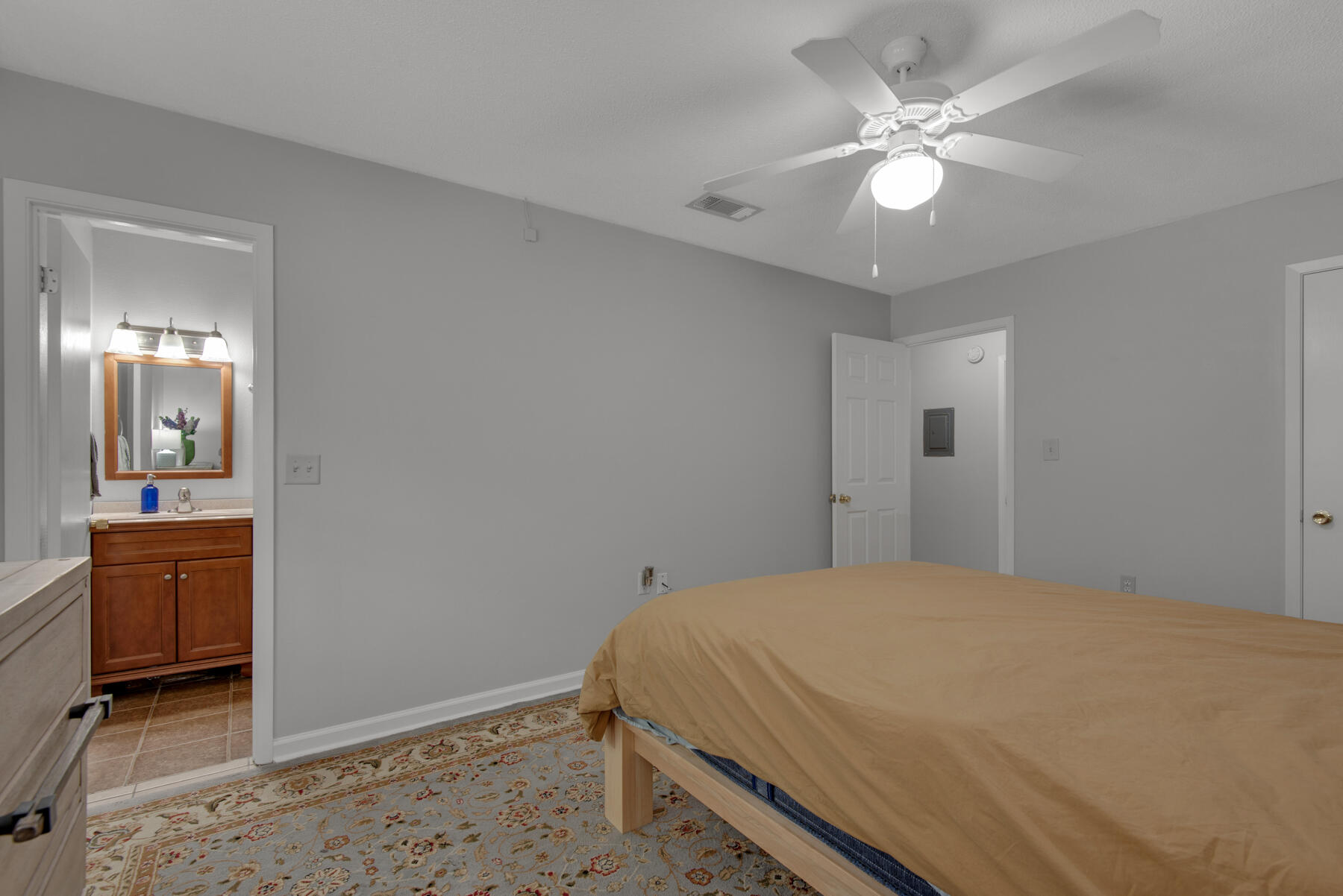 PINE MEADOWS - Residential