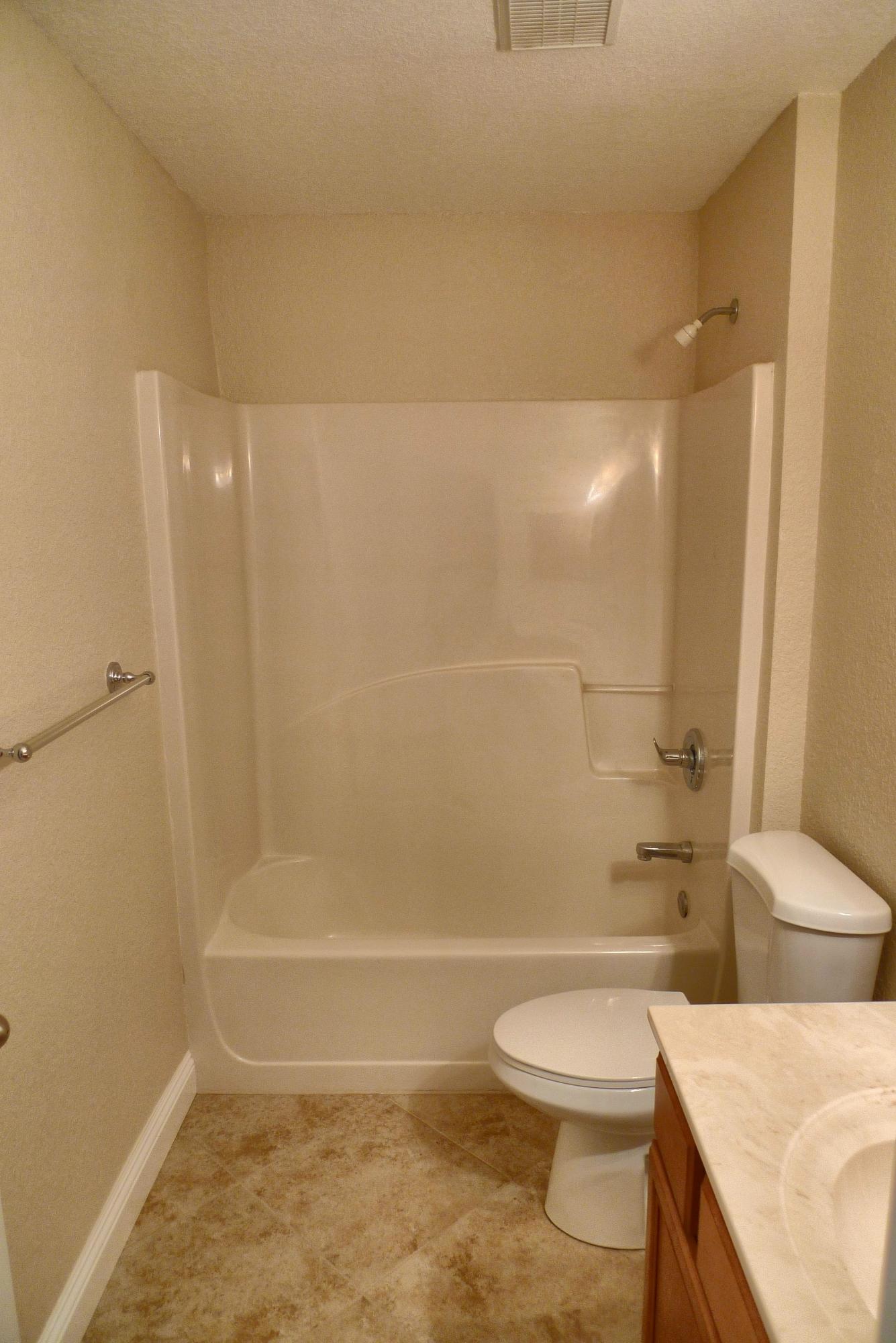 EMERALD LAKES PH 1 - Residential