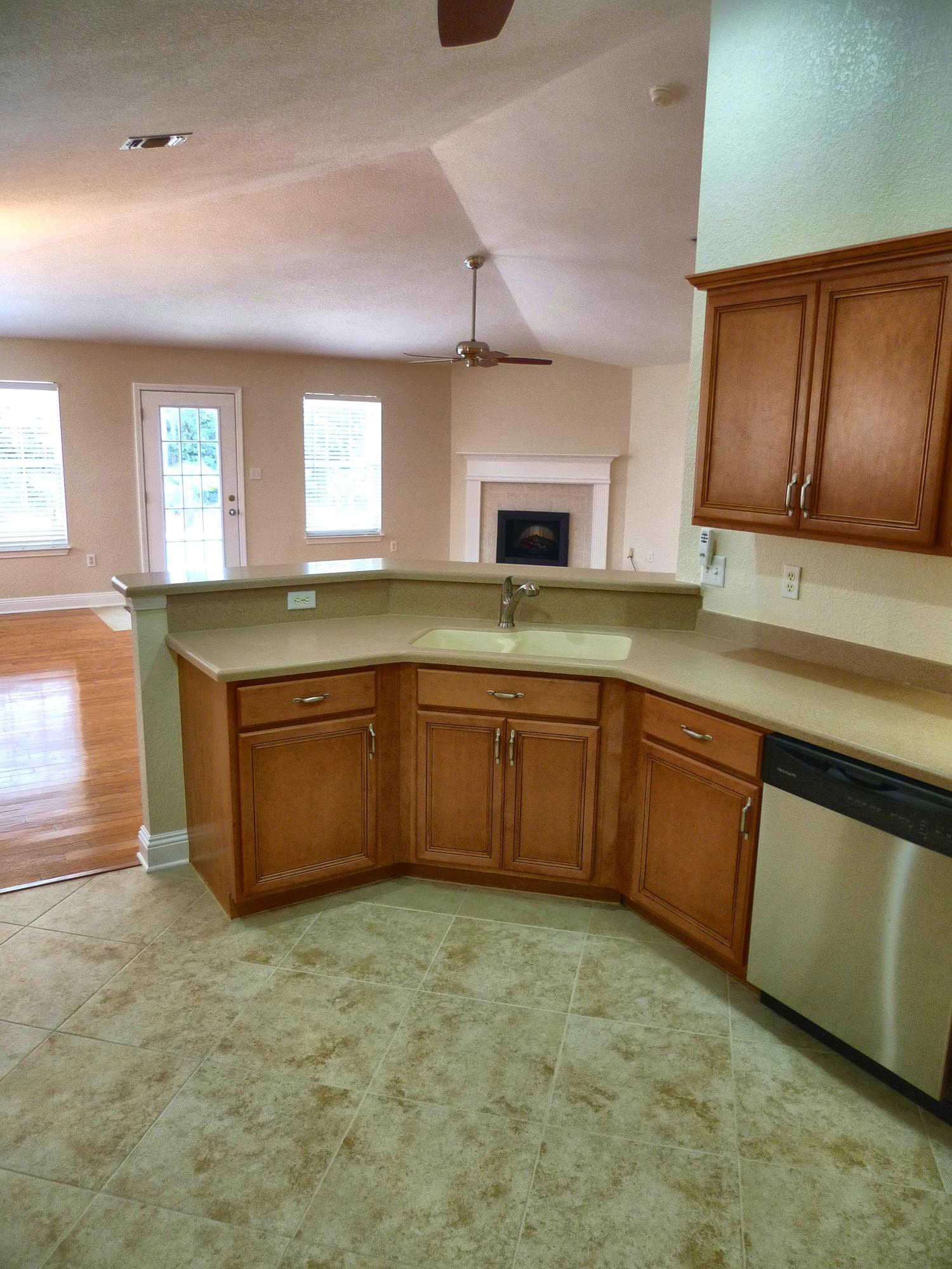 EMERALD LAKES PH 1 - Residential