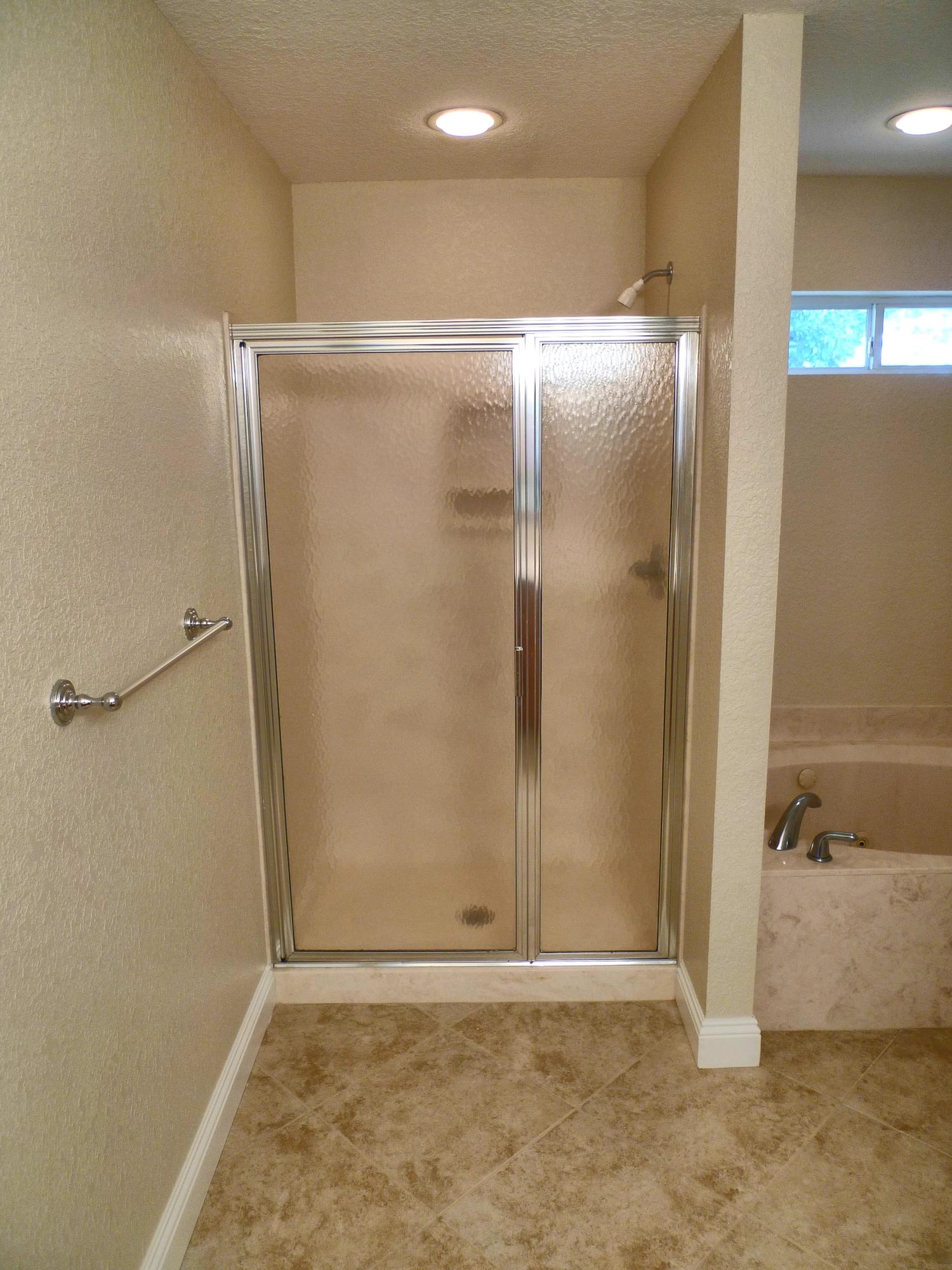 EMERALD LAKES PH 1 - Residential