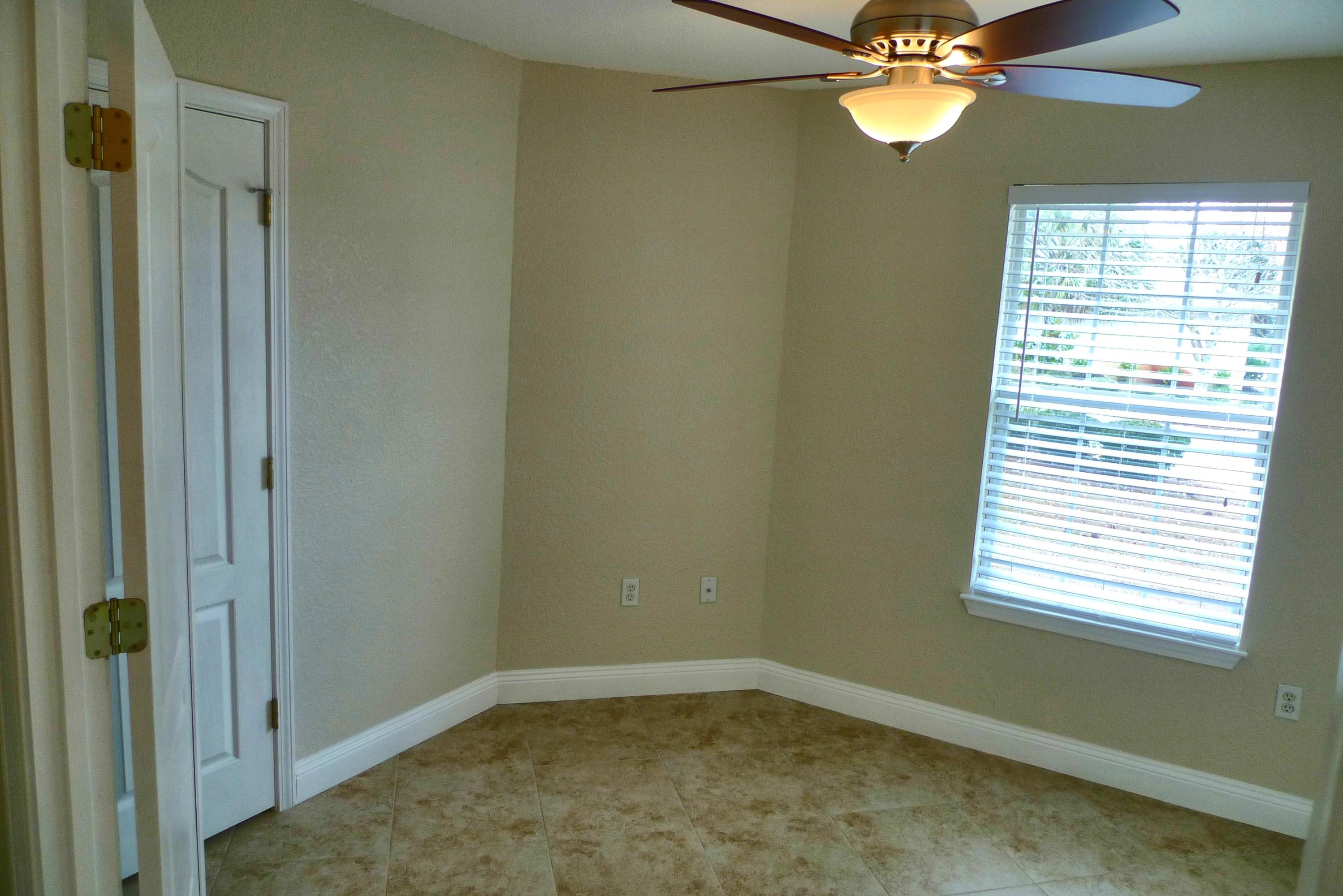 EMERALD LAKES PH 1 - Residential