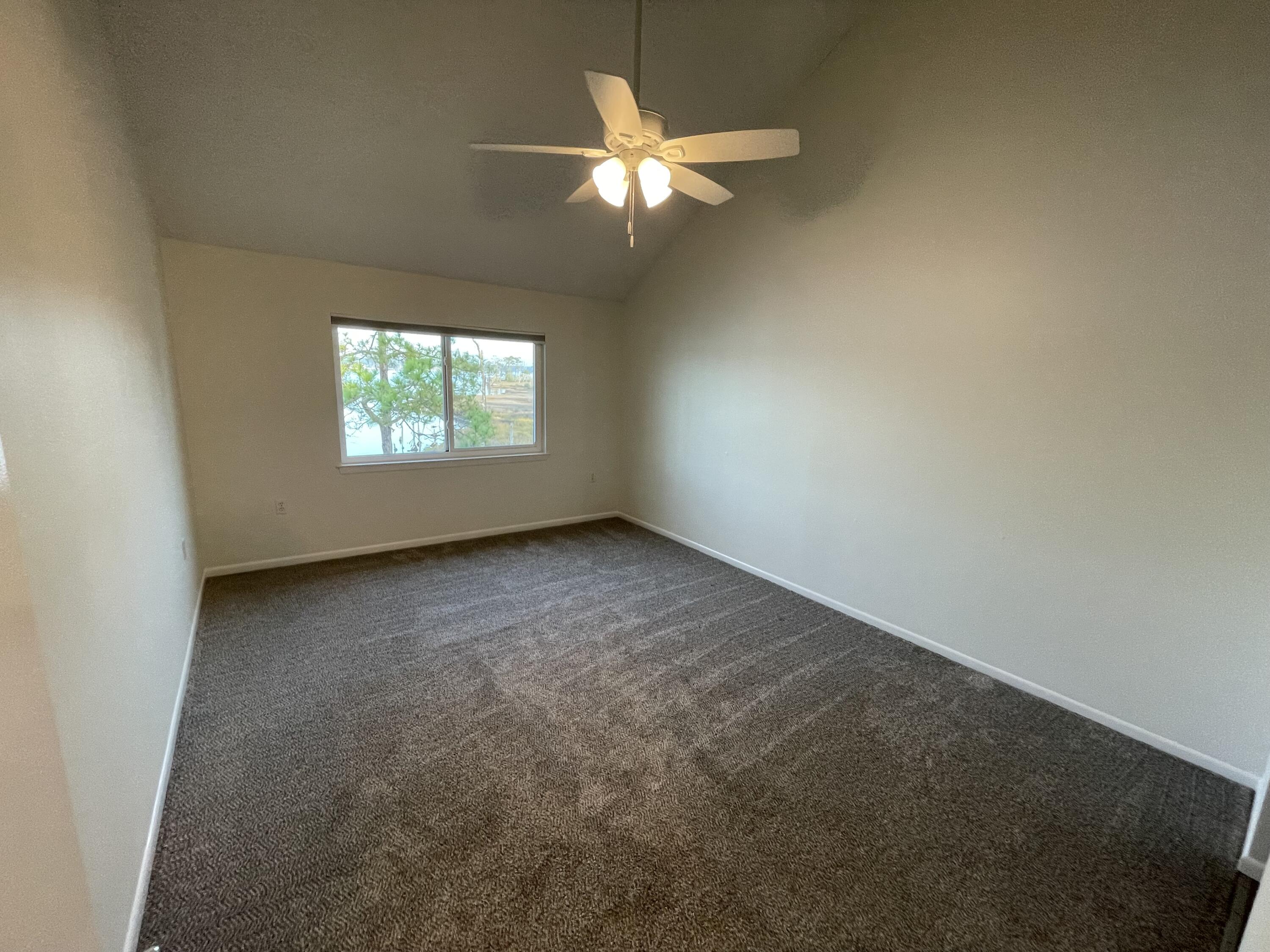 MARINA COVE VILLAGE AMD PHASE II - Residential Lease