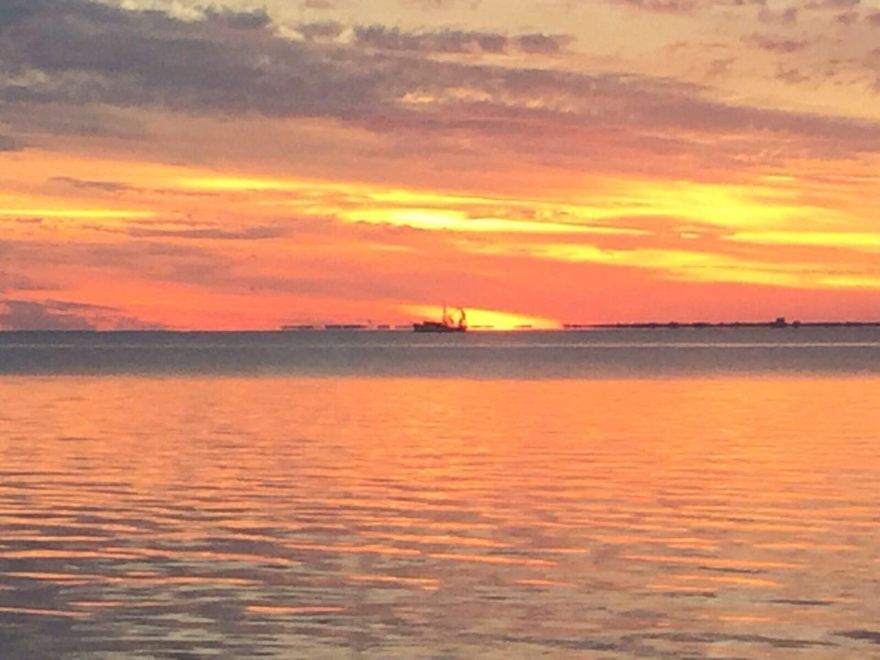 Available Now!! Pets considered with owner approval ***HOA services Lawn care and Pest Control***Waterfront living in the sought-after Rocky Bayou area! Enjoy panoramic views of Choctawhatchee Bay from large windows where dolphins are often seen offshore. This freshly remodeled home (interior photos coming soon!) features granite countertops, updated kitchen and bathrooms, new interior paint and lighting, spacious vaulted ceilings, and a versatile bonus room ideal for a home office or additional living space. Conveniently located approximately 20 minutes to Eglin AFB, 25 minutes to Duke Field, and 40 minutes to Hurlburt Field, with easy access to Destin/Sandestin via the Mid-Bay Bridge. Close to Bluewater Marina and LJ Schooner's restaurant, and connected to the extensive Bluewater Bay walking/running trail system. Optional memberships are available for nearby golf, tennis, fitness, and pool amenities.

Come home to waterfront views and a relaxed coastal lifestyle every day.

Obligo: ***Cut the Upfront Costs  Move In Without a Security Deposit!***
We've partnered with Obligo to help qualified renters save money when it matters most.

*All pets are registered via pet screening, and all assistance animals are verified through the same screening process.**

**Carpet cleaning (if applicable) & Admin Fee charged **

Tenant to verify all data. Please contact Sound Choice Real Estate to schedule a showing- 850-389-8533.

***Approval is based on several factors as follows***
- Rental History and Verification
- Employment History and Verification
- Credit History
- Criminal Background & Terrorist Database Check
- Pet Verification