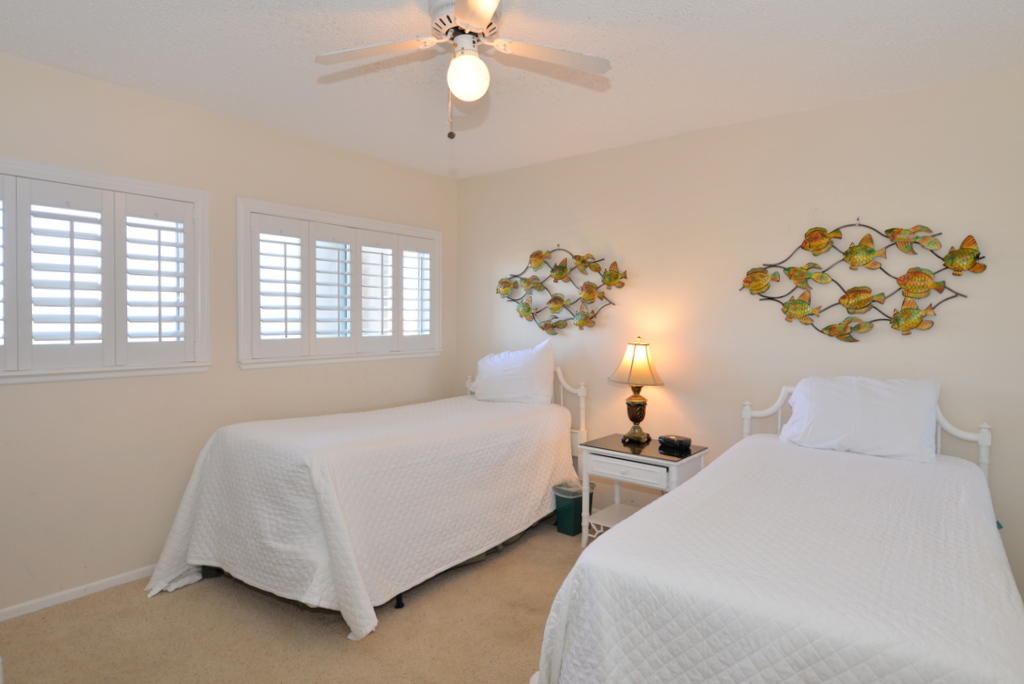 BEACH HOUSE - Residential