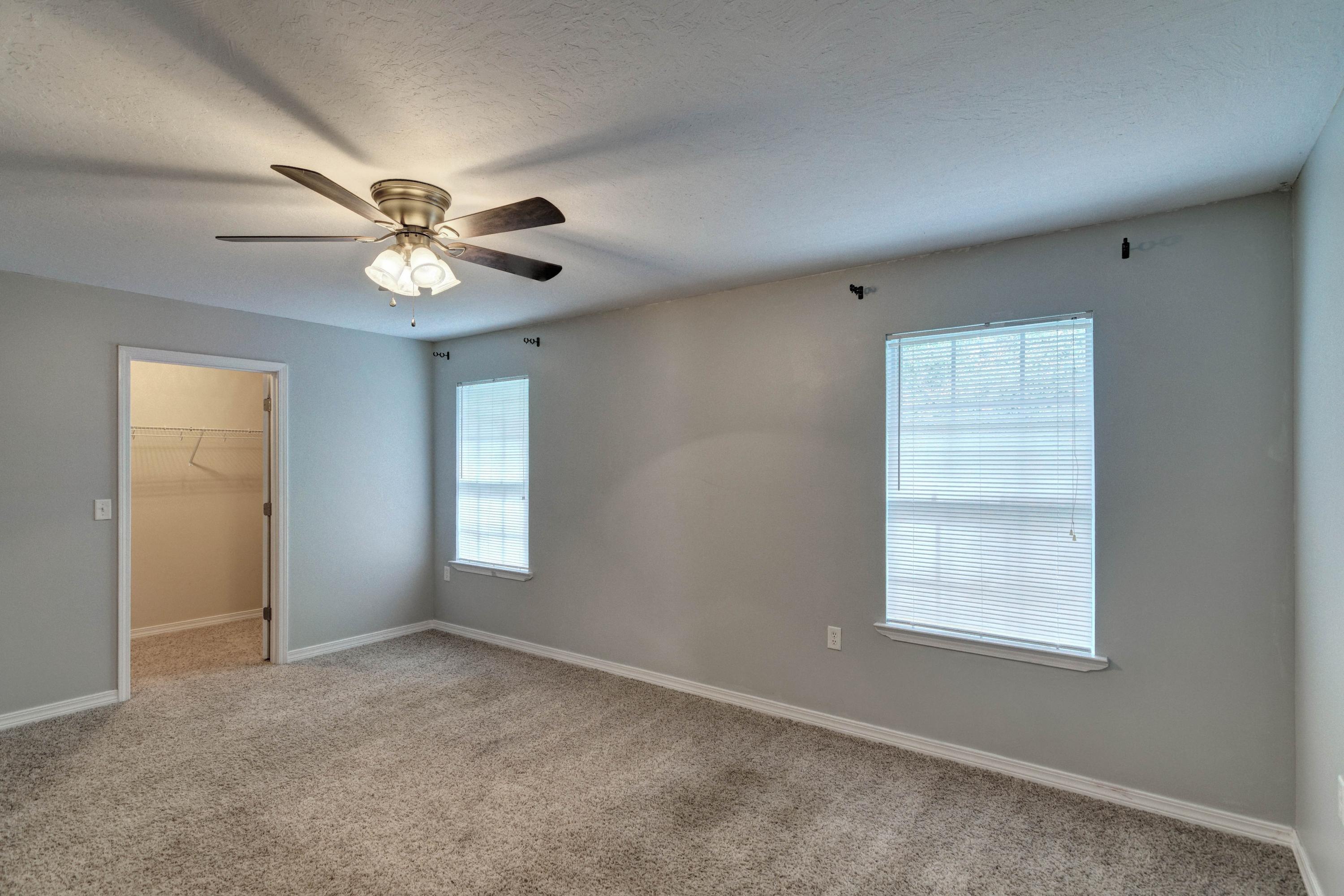 SEASHORE VILLAGE T/H - Residential