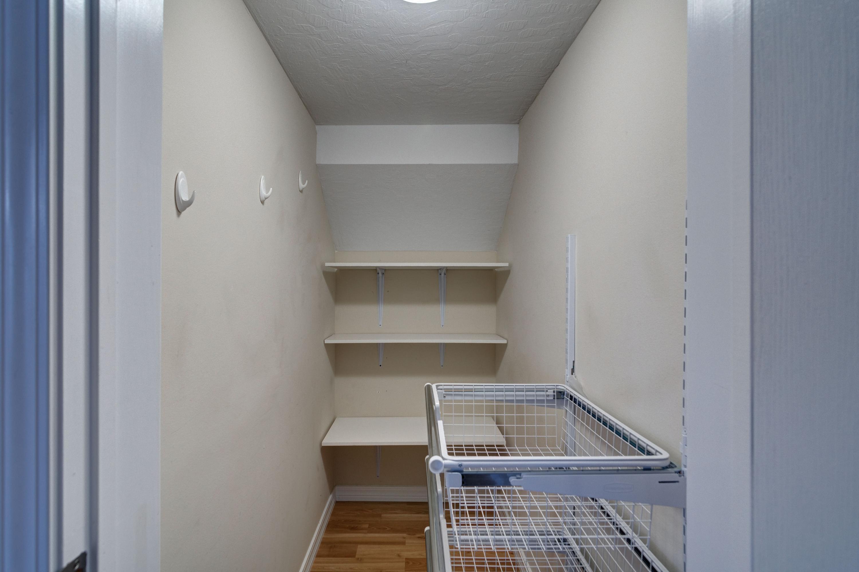 SEASHORE VILLAGE T/H - Residential