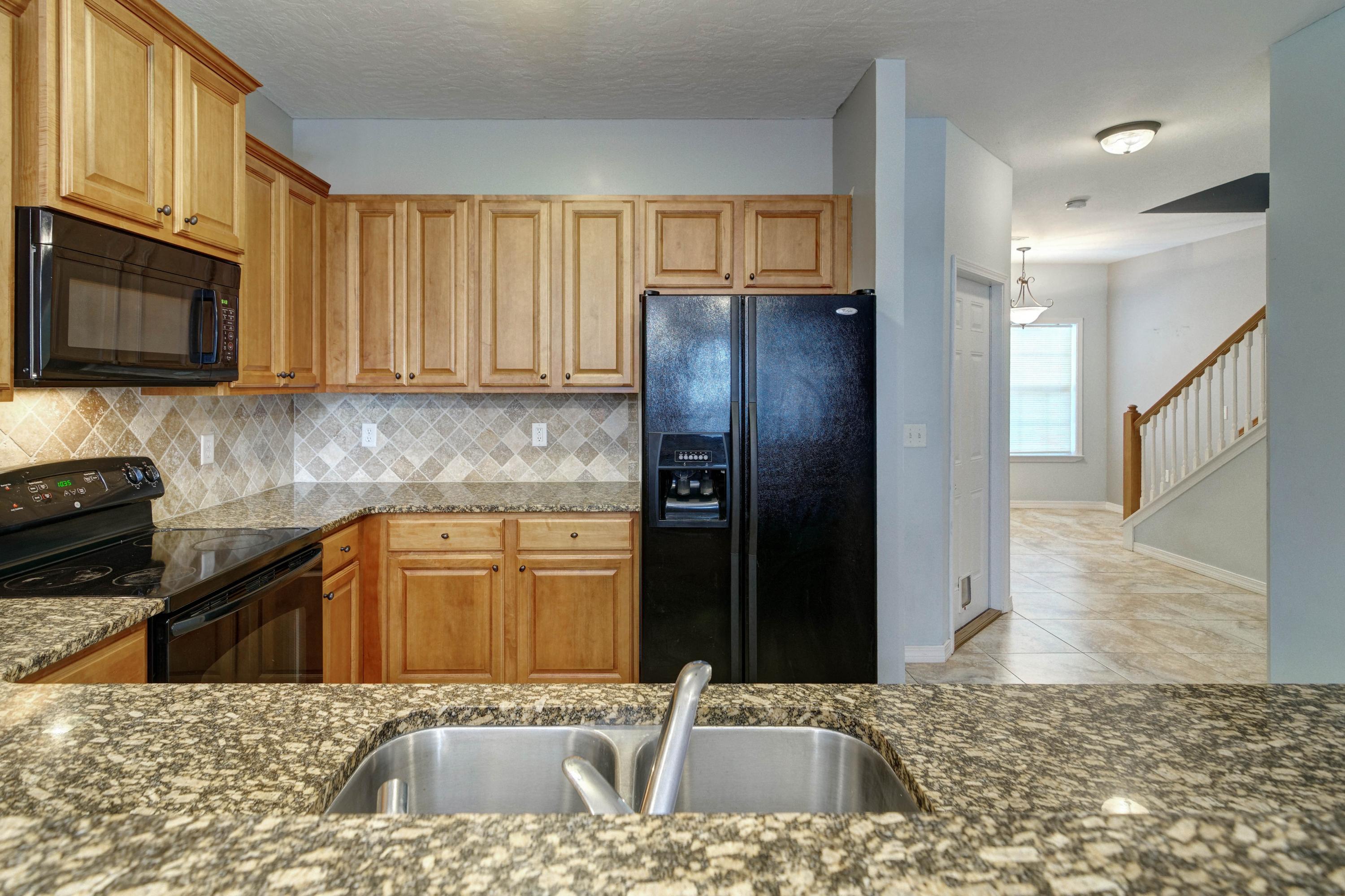 SEASHORE VILLAGE T/H - Residential