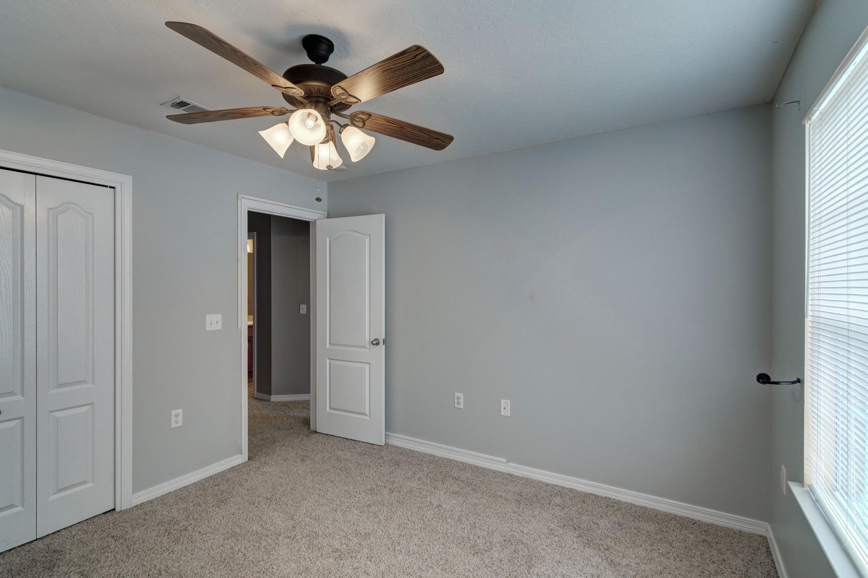 SEASHORE VILLAGE T/H - Residential