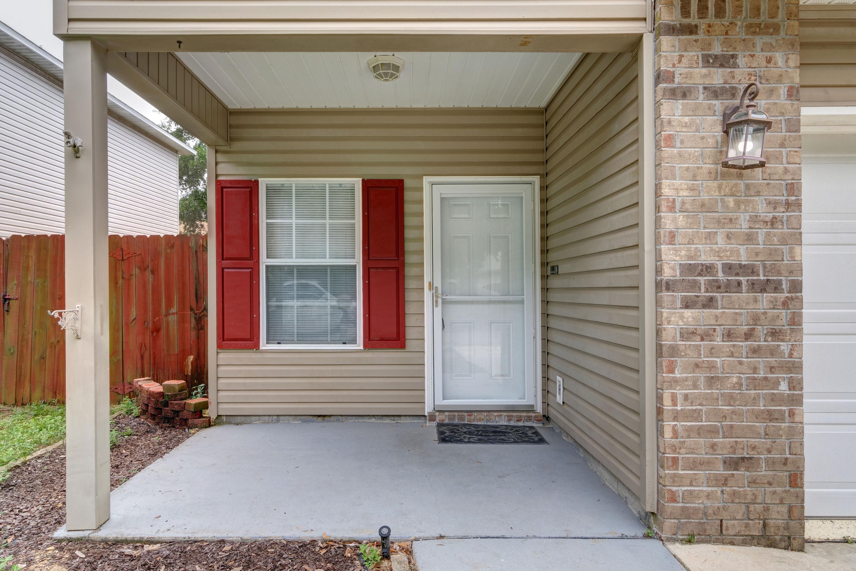 SEASHORE VILLAGE T/H - Residential