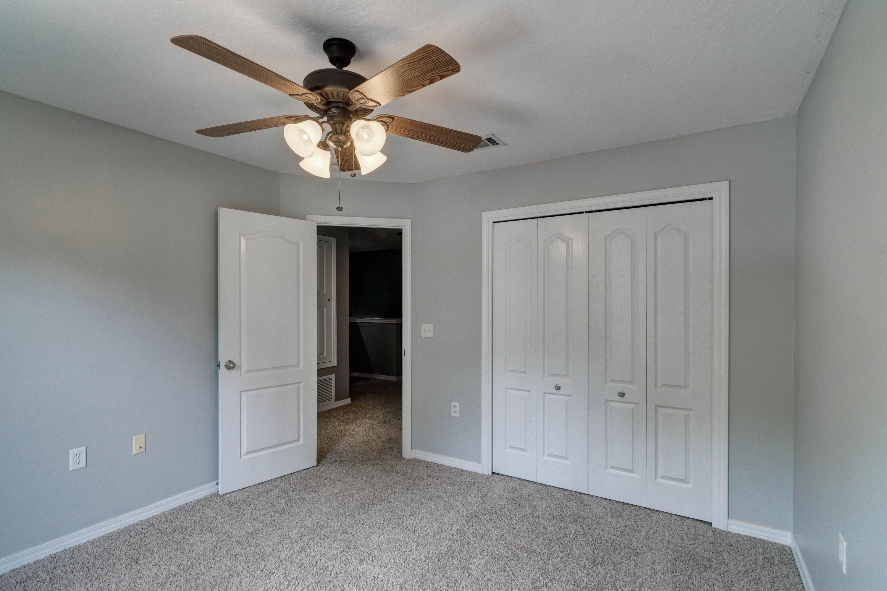 SEASHORE VILLAGE T/H - Residential