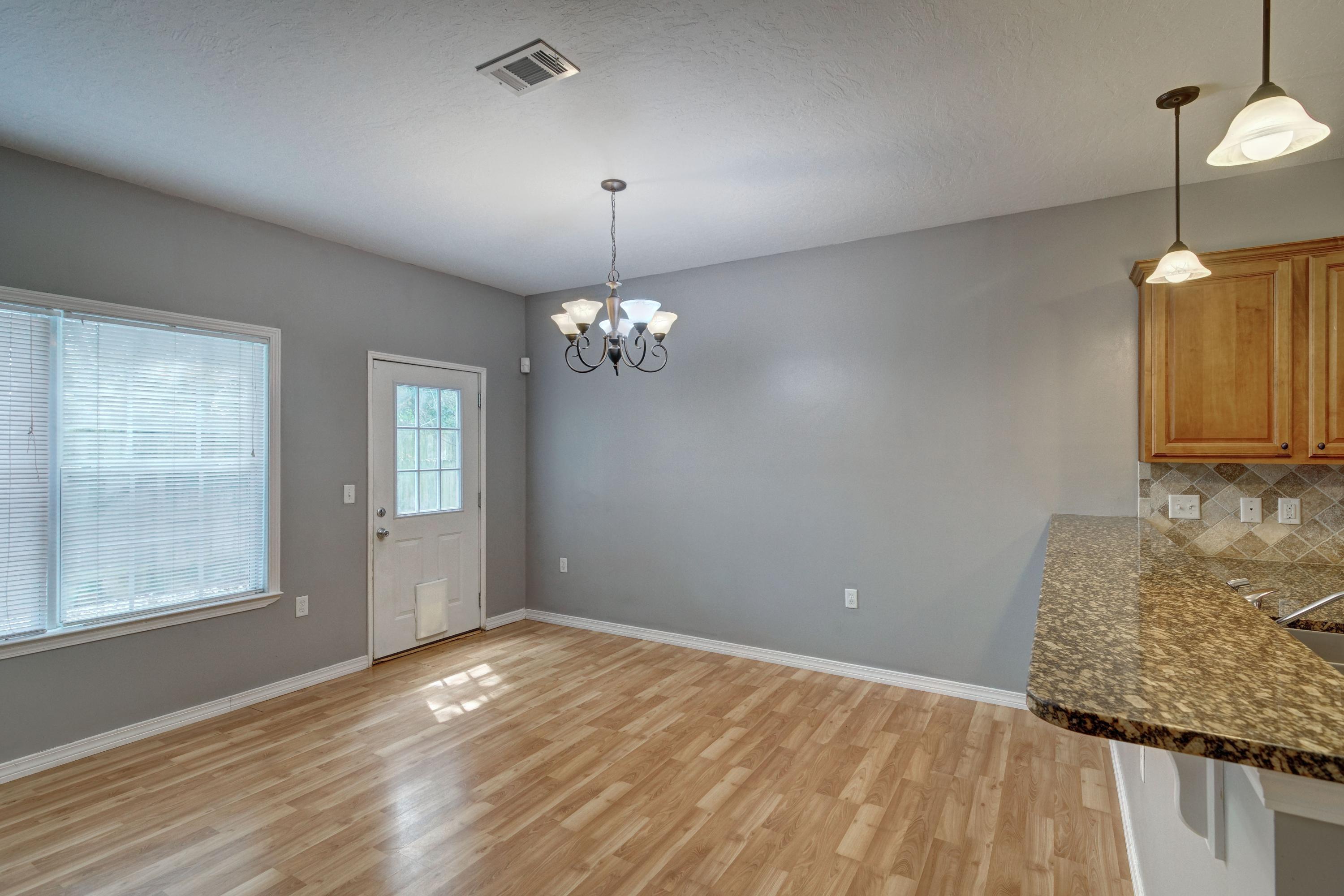 SEASHORE VILLAGE T/H - Residential