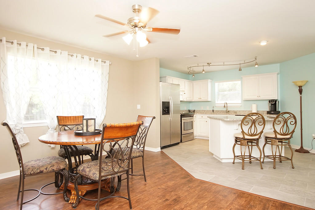 FOX DEN VILLAGES - Residential