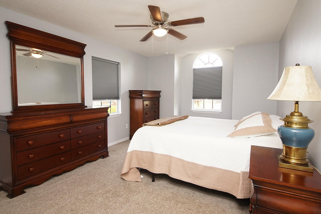 FOX DEN VILLAGES - Residential