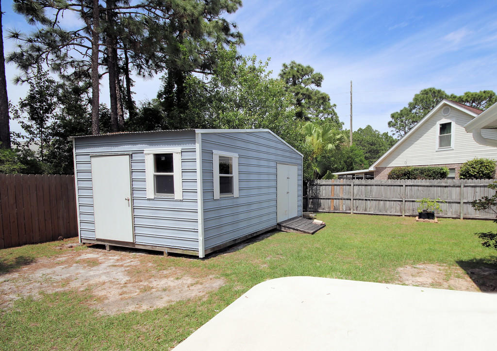 FOX DEN VILLAGES - Residential