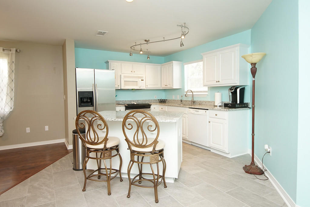 FOX DEN VILLAGES - Residential