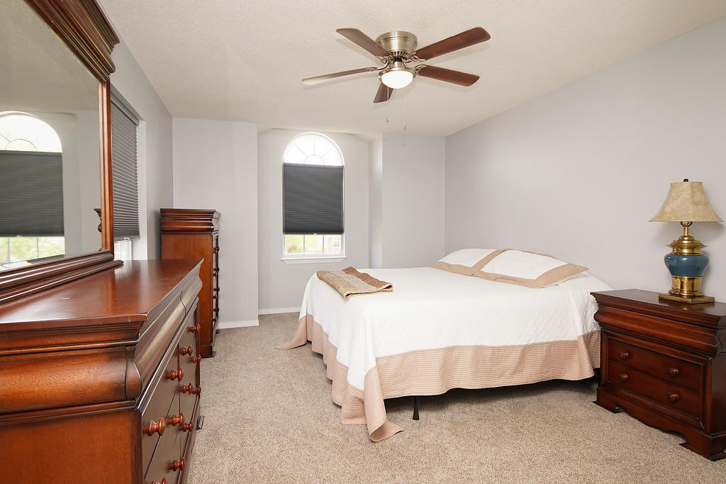 FOX DEN VILLAGES - Residential