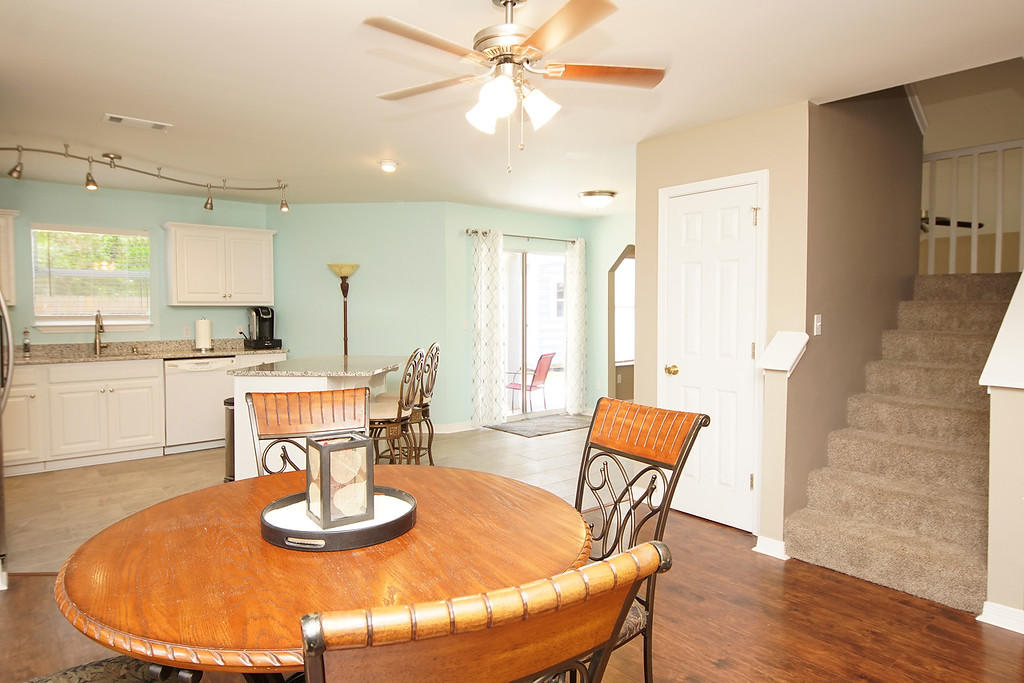 FOX DEN VILLAGES - Residential