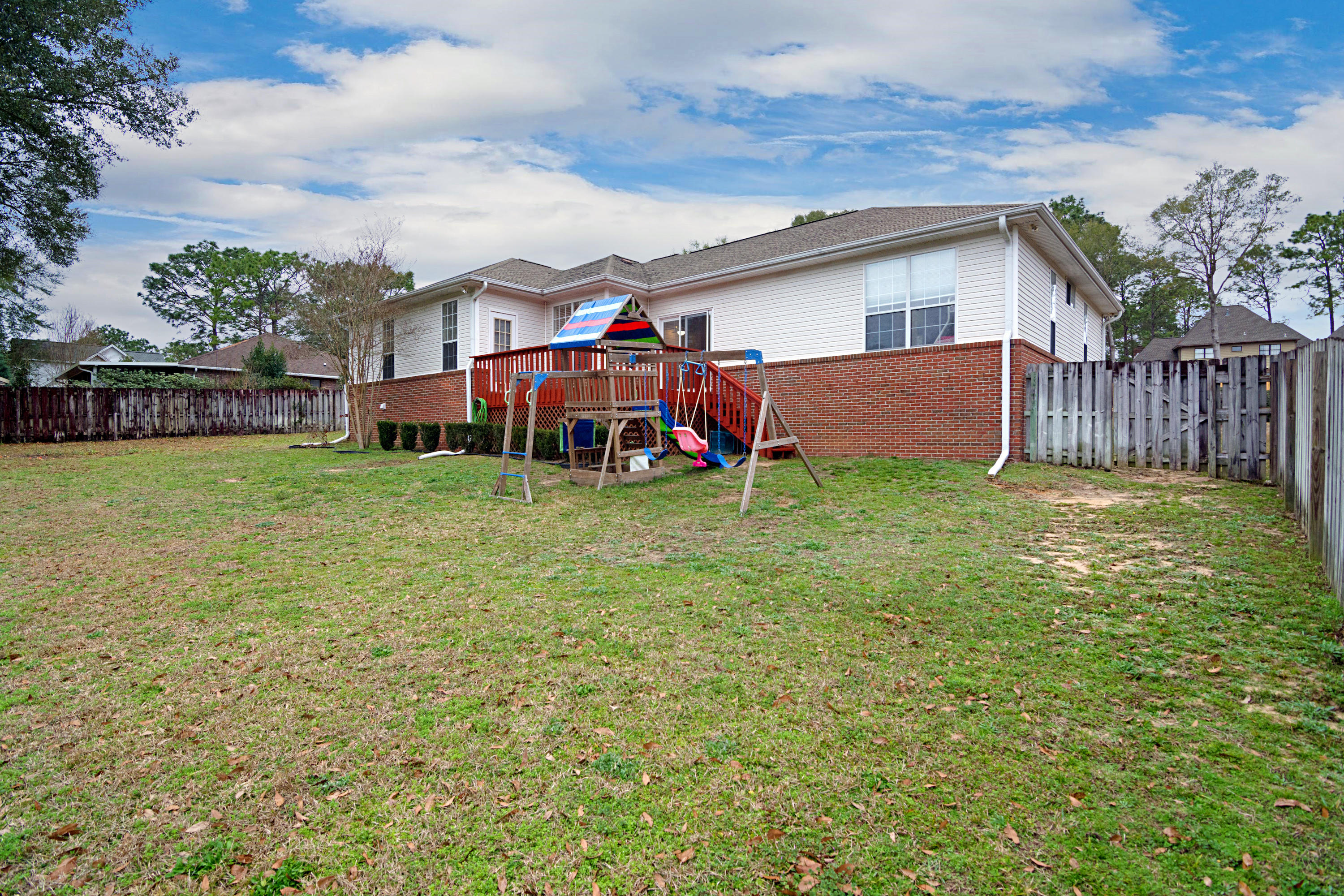 LAKESIDE EAST - Residential