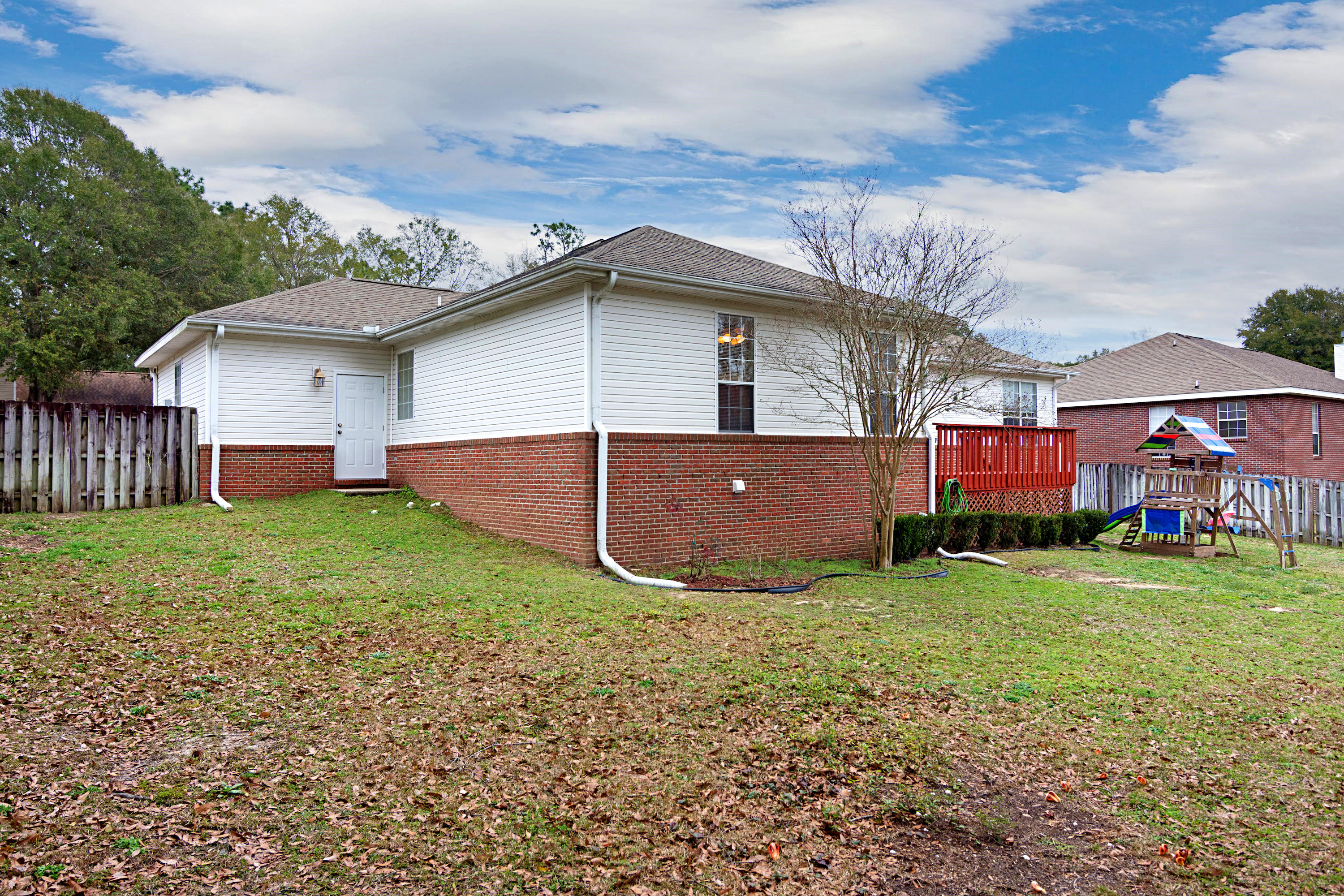 LAKESIDE EAST - Residential