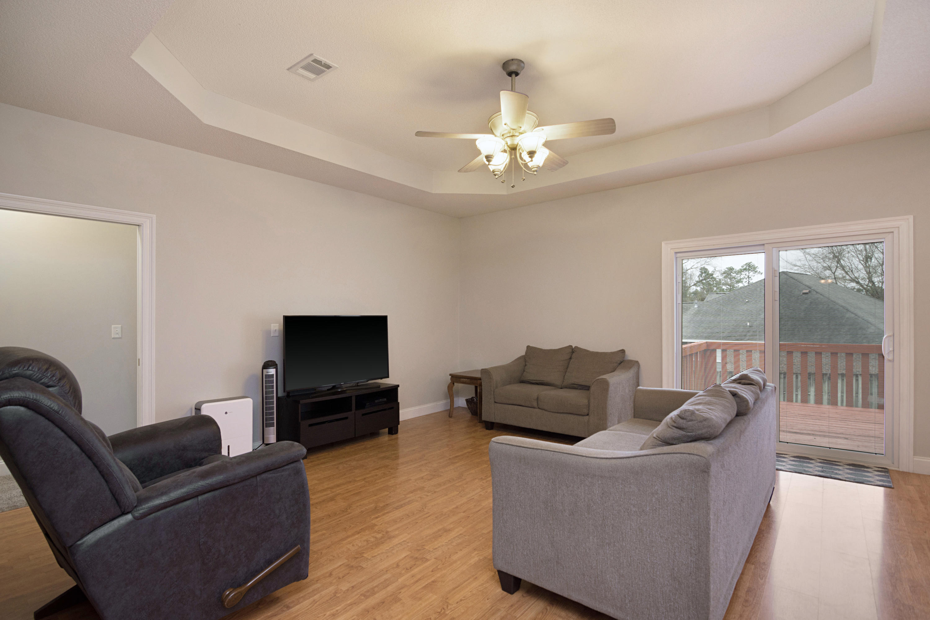 LAKESIDE EAST - Residential