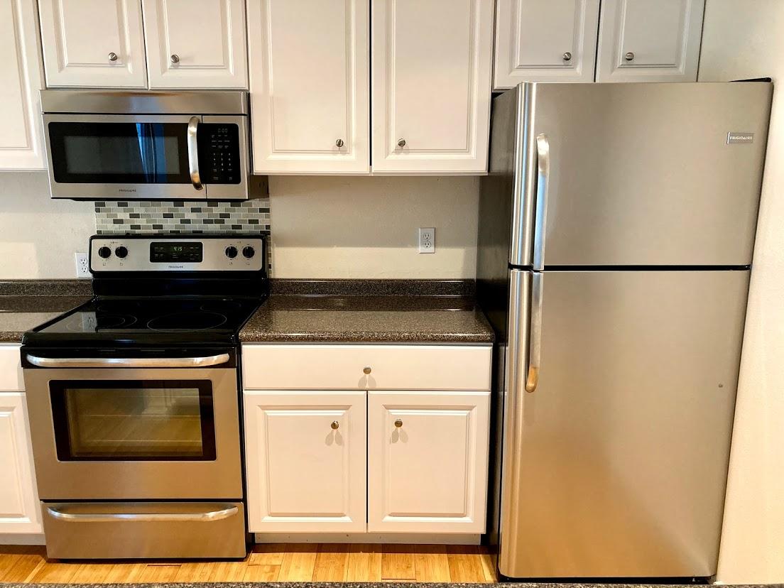 ELM PLACE CONDO - Residential