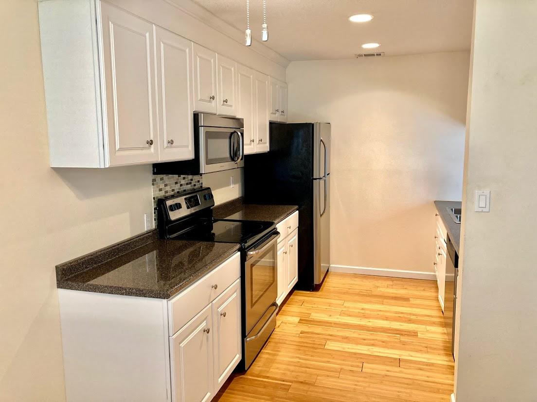 ELM PLACE CONDO - Residential