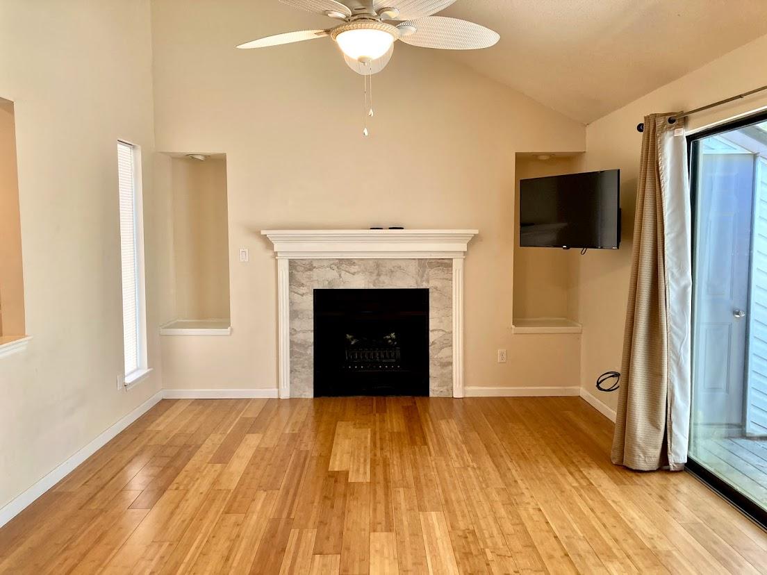 ELM PLACE CONDO - Residential