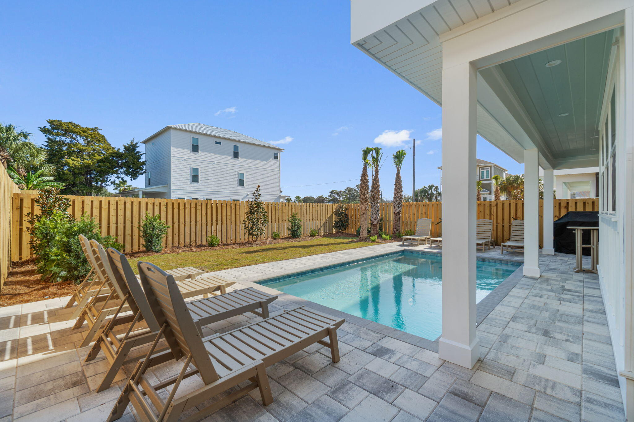Blue Ohana - Residential